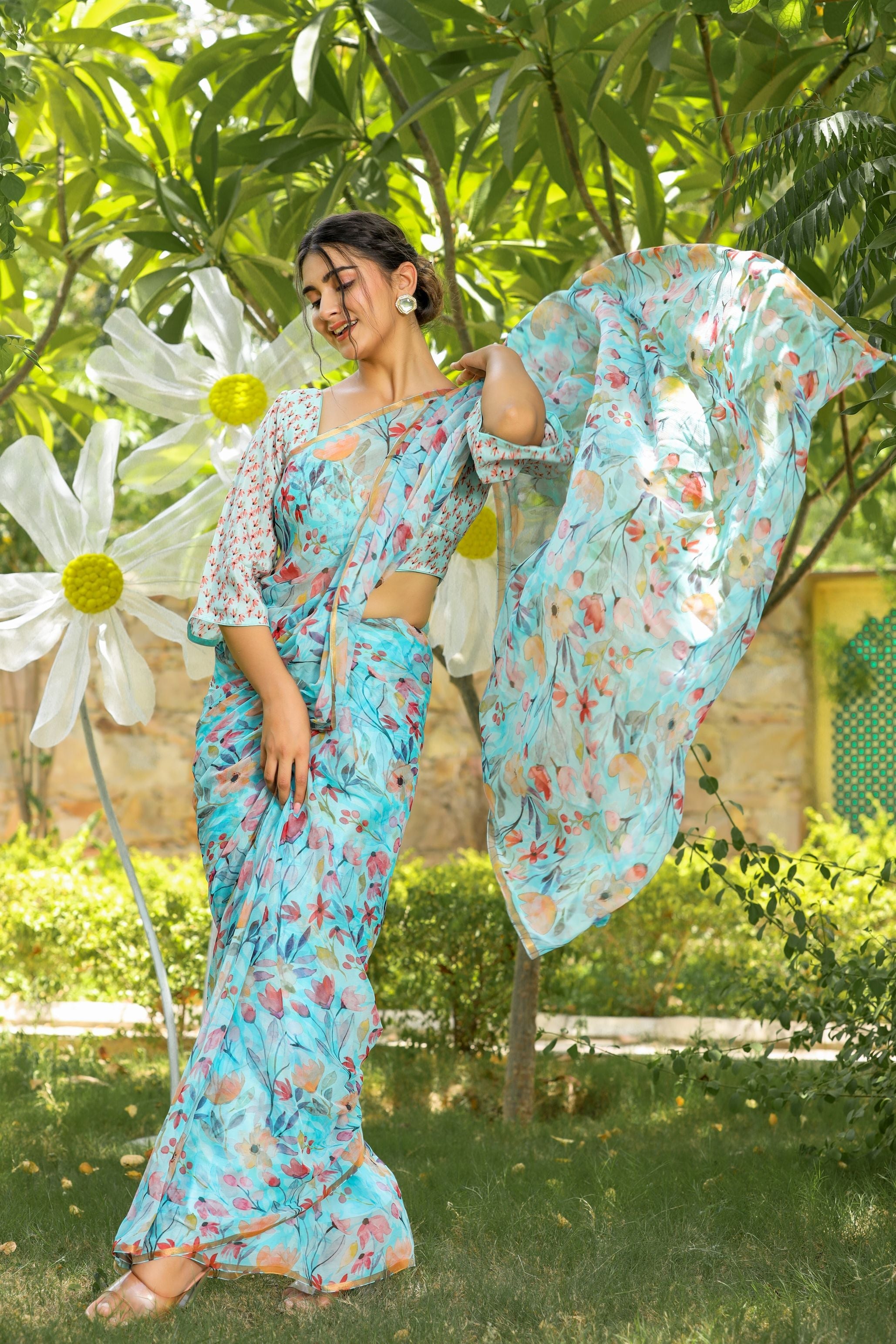 Digital Floral Printed Chiffon Saree