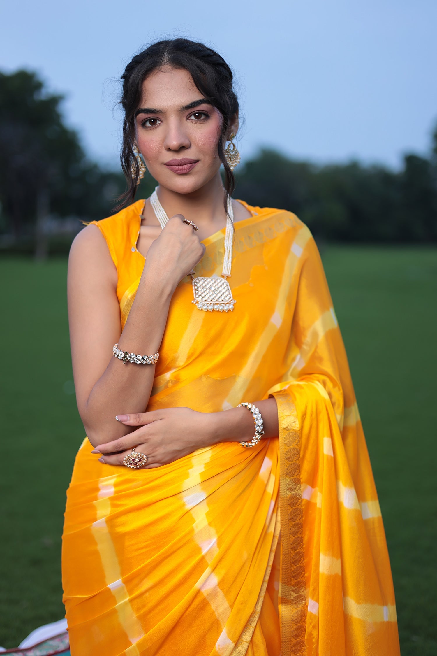 Leheriya Chiffon Saree with Zari Border