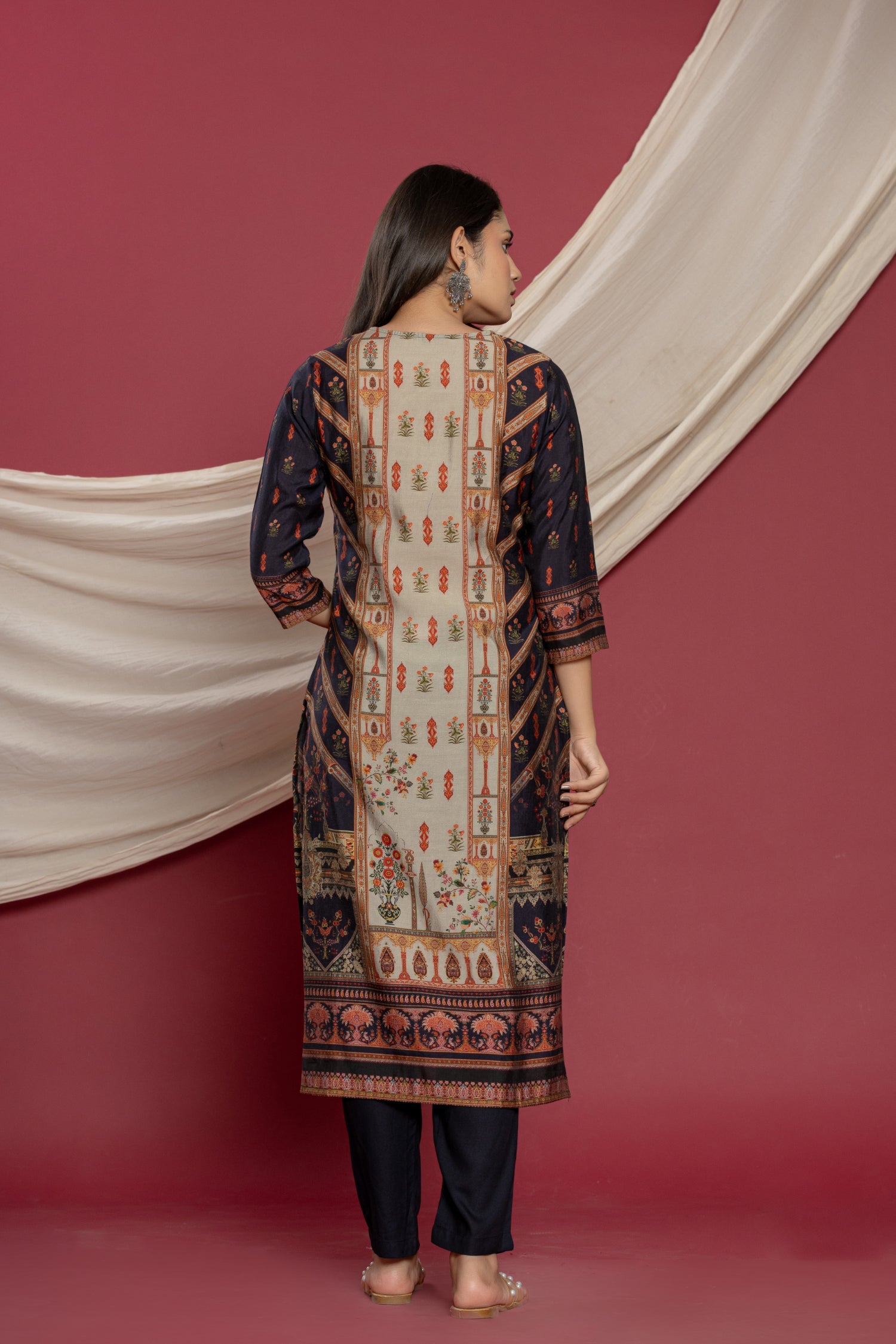 Digital Print Silk Blend Kurta Set Stitched with Cutdana, Mirror and Sequins work
