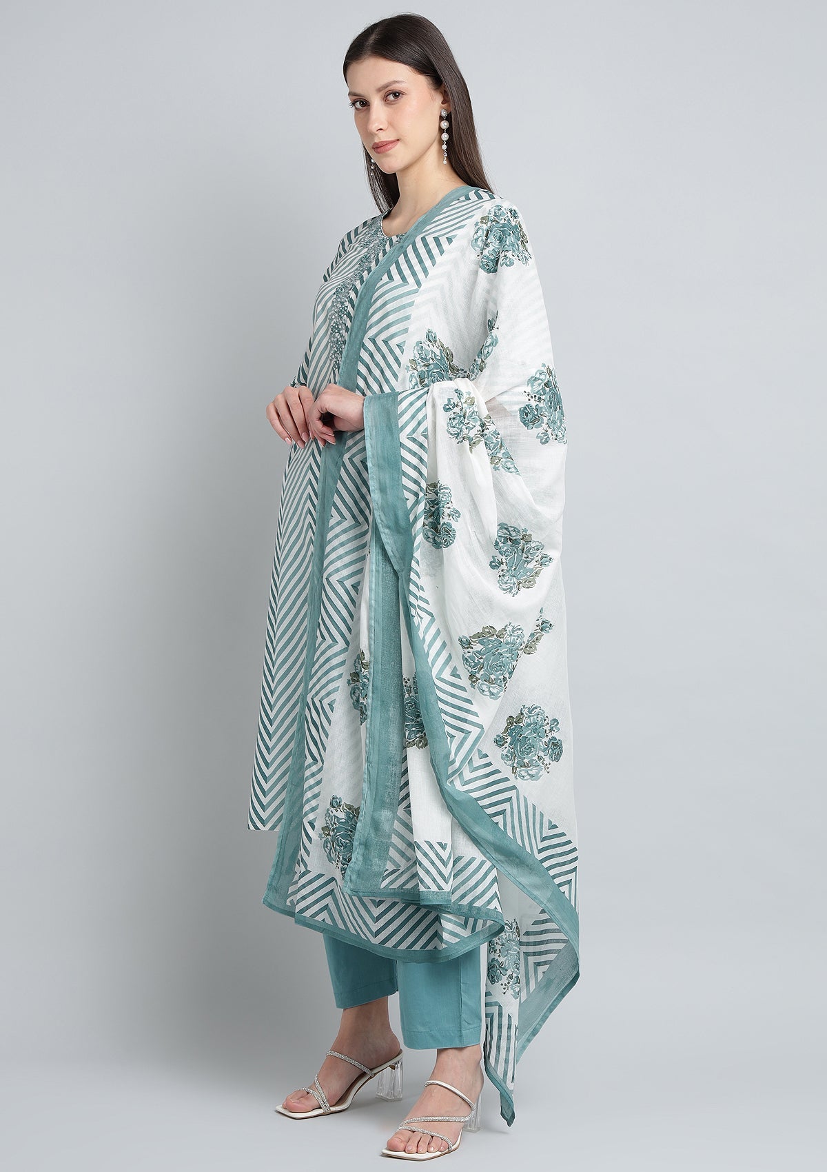 Printed Cotton Kurta Set Sttiched with Thread work