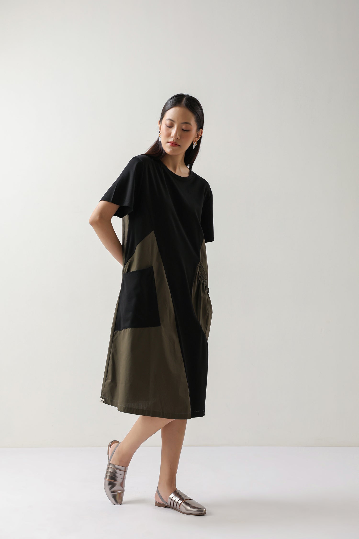 Olive Bamboo Midi Dress with Pockets