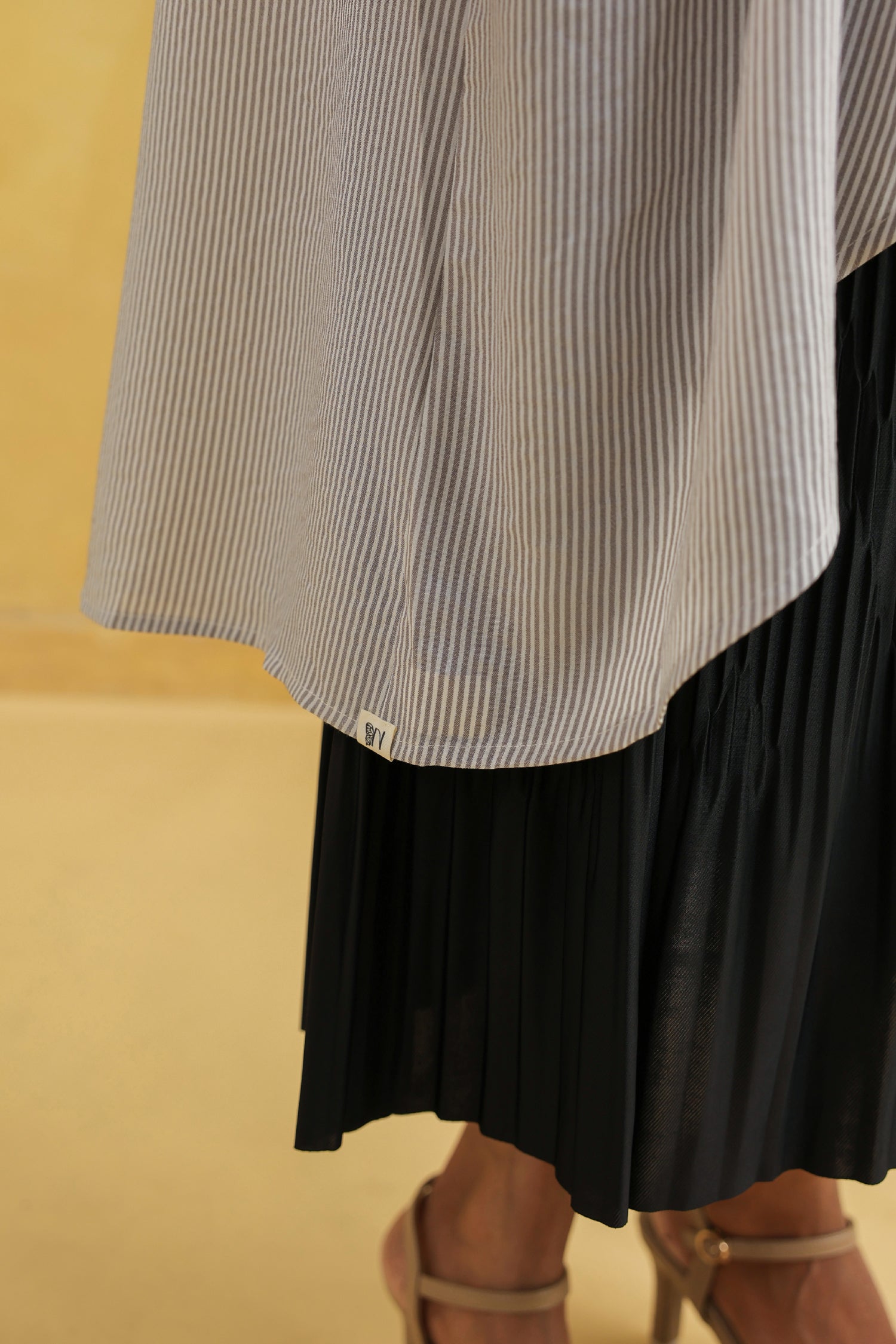 Grey Printed Cotton Shrug with Shawl Collar