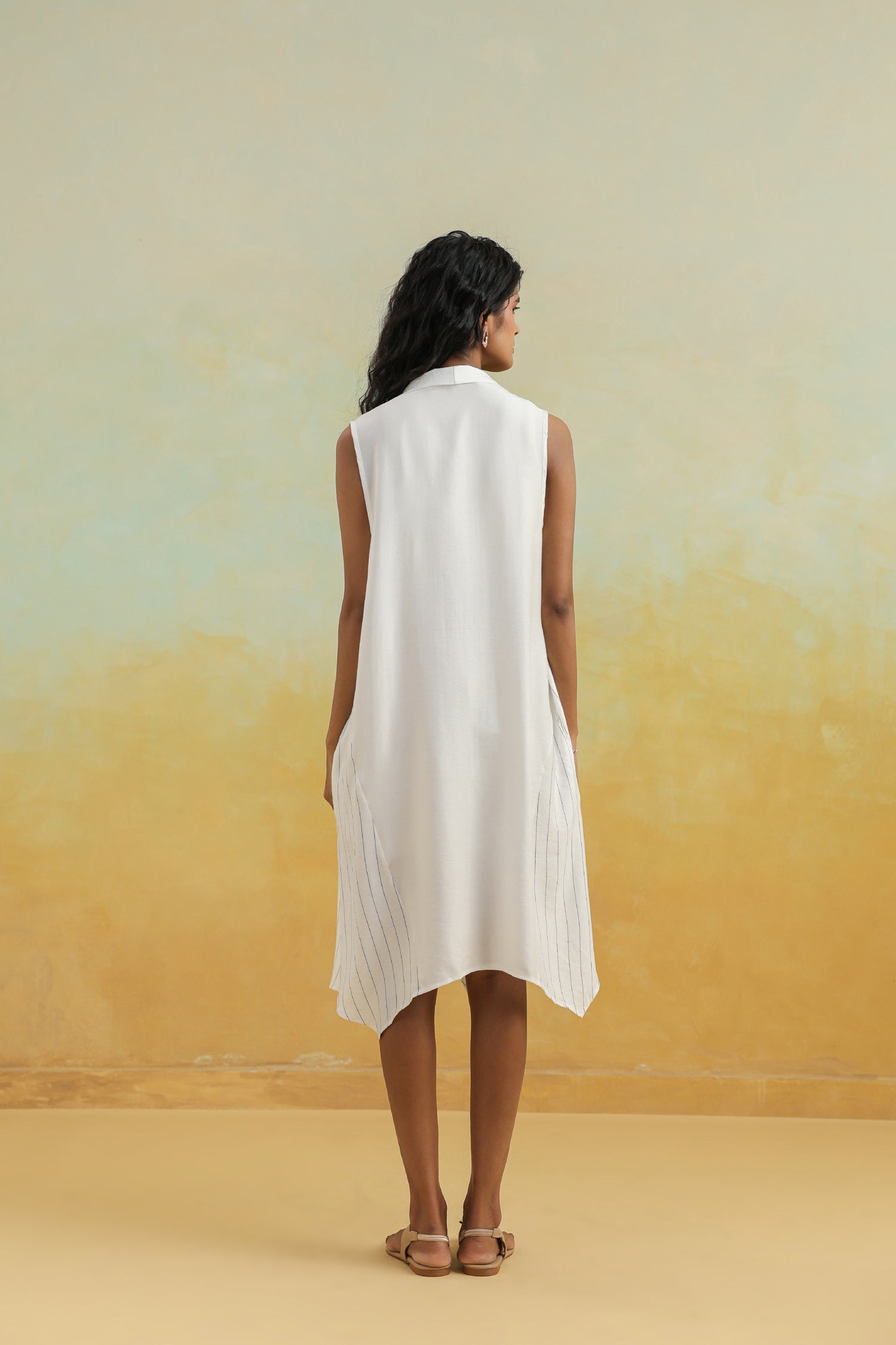 White Solid Cotton Shrug with Shawl Collar