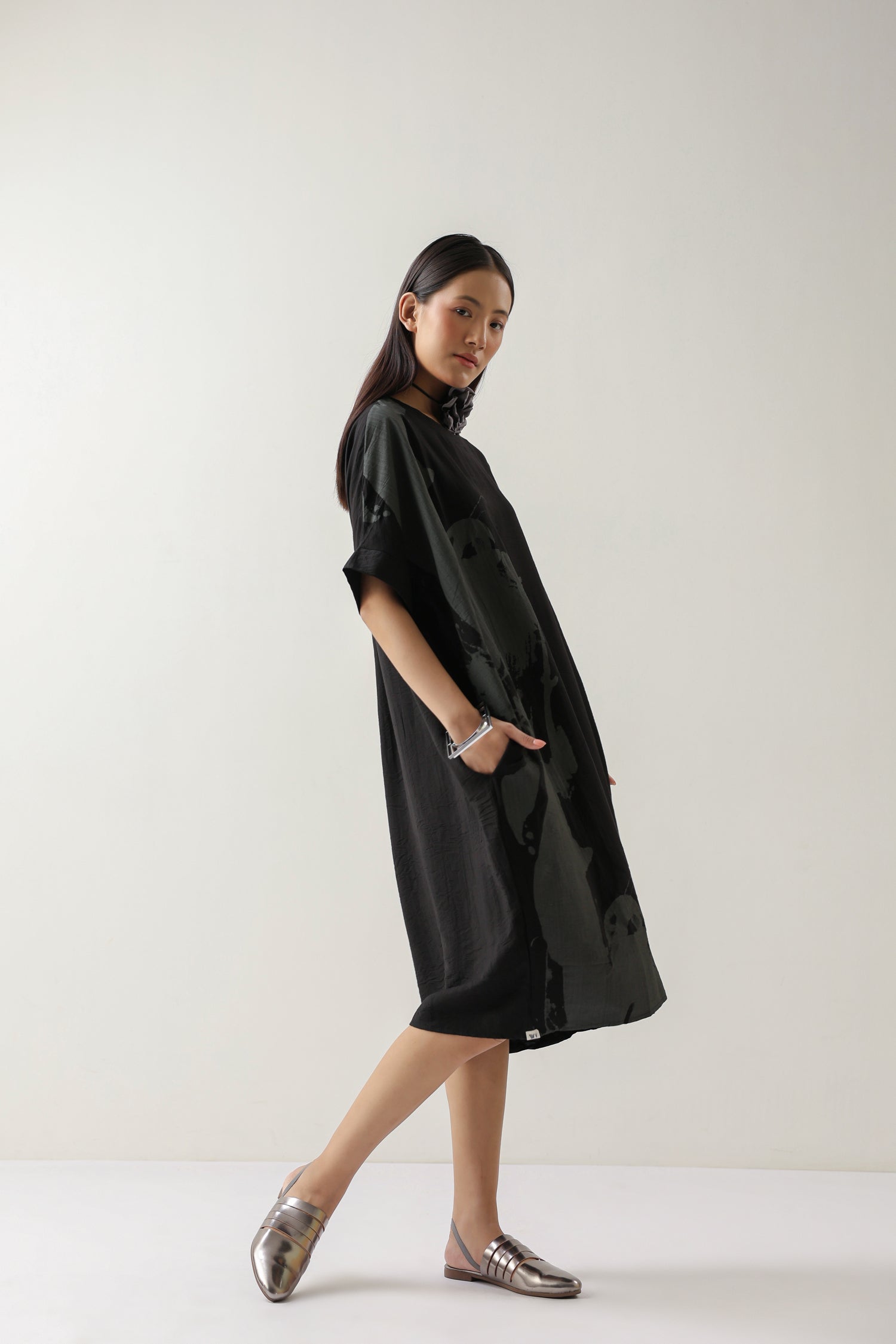 Printed Black and Grey Crepe Midi Dress