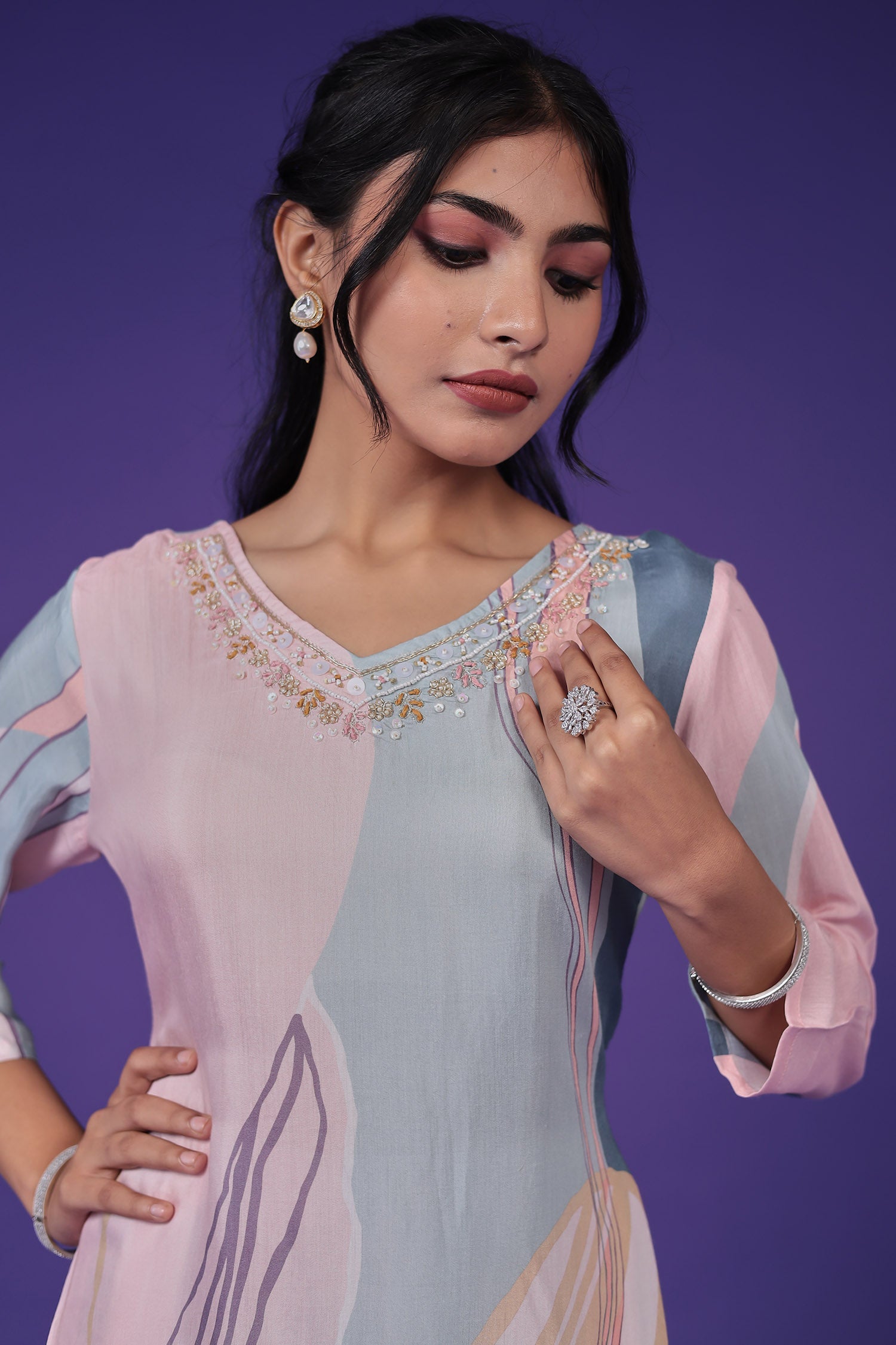 Printed Silk Blend 2 Pcs Kurta Set with Embroidered work