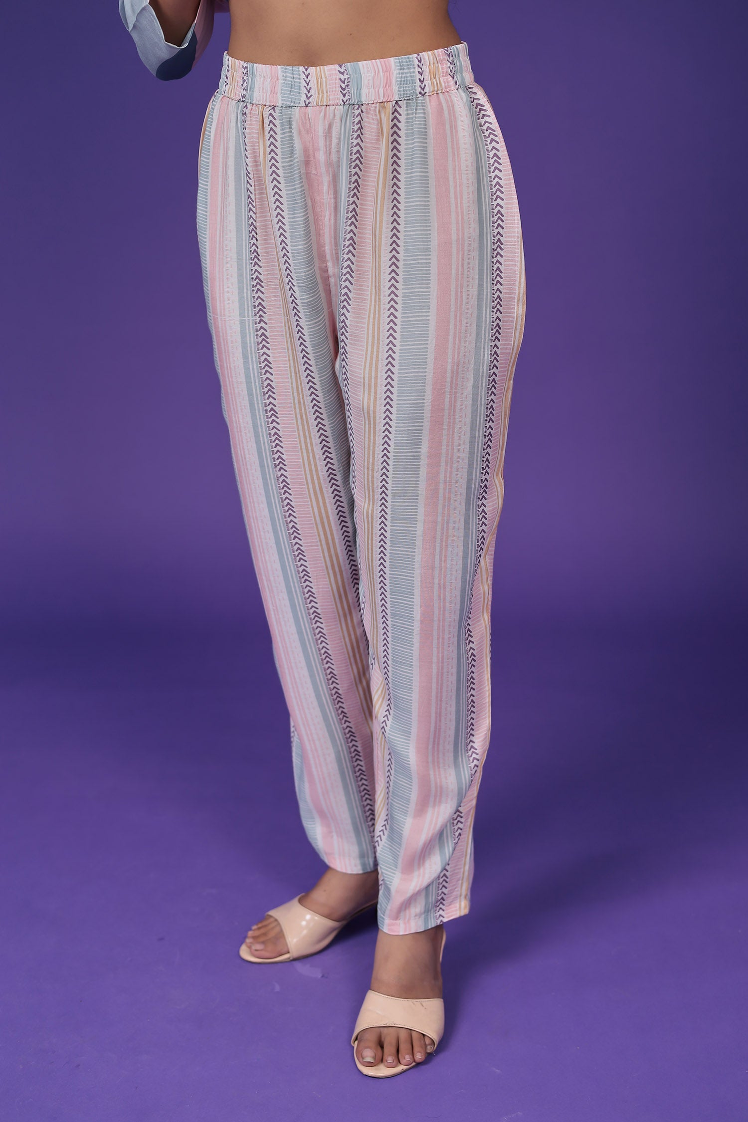 Printed Silk Blend 2 Pcs Kurta Set with Embroidered work