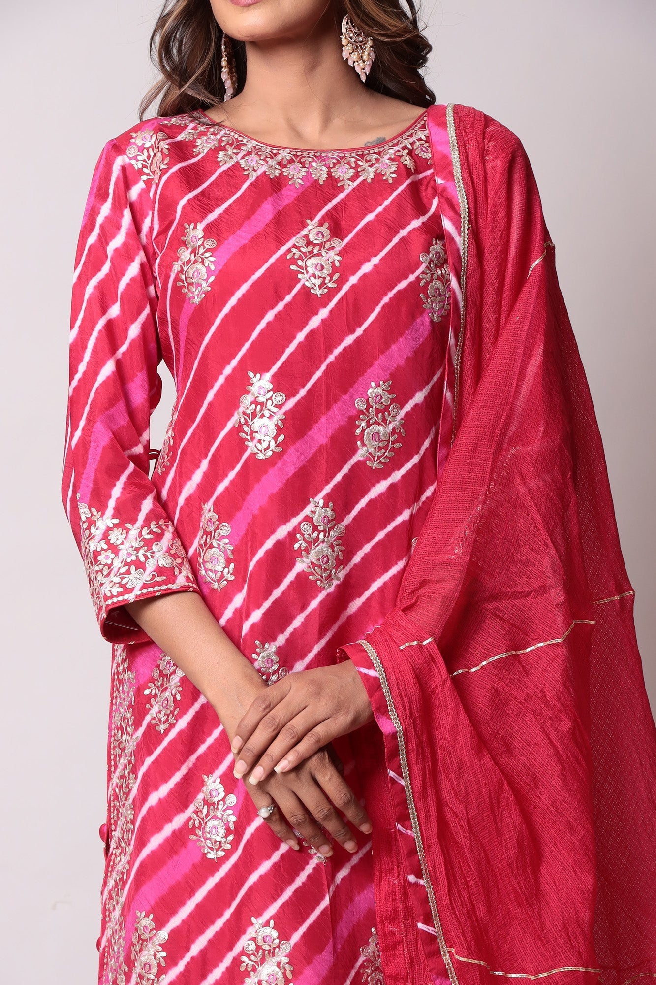 Leheriya Straight Silk Suit with Pittan work.