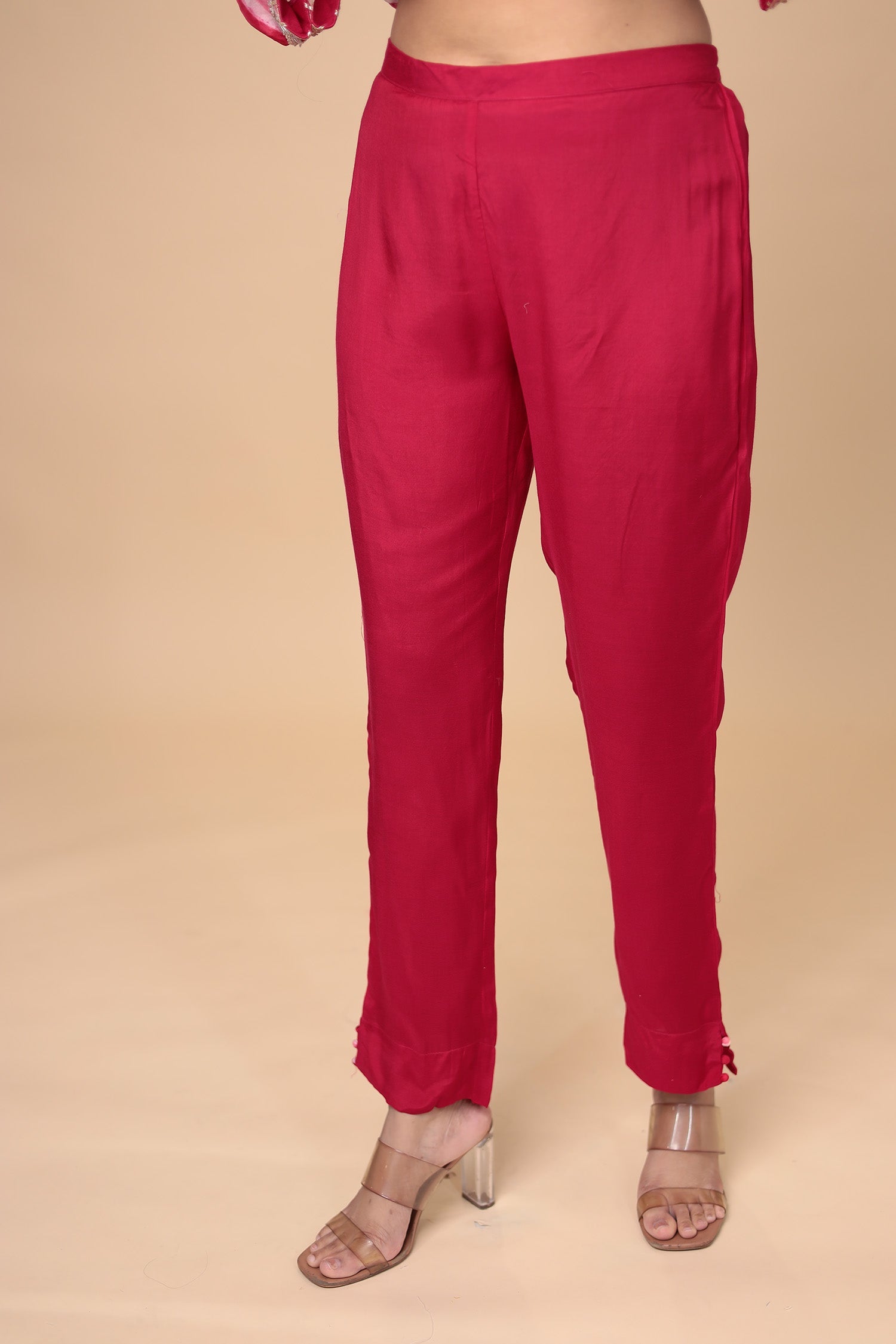 Zardozi Leheriya Silk Suit with Embroidered work