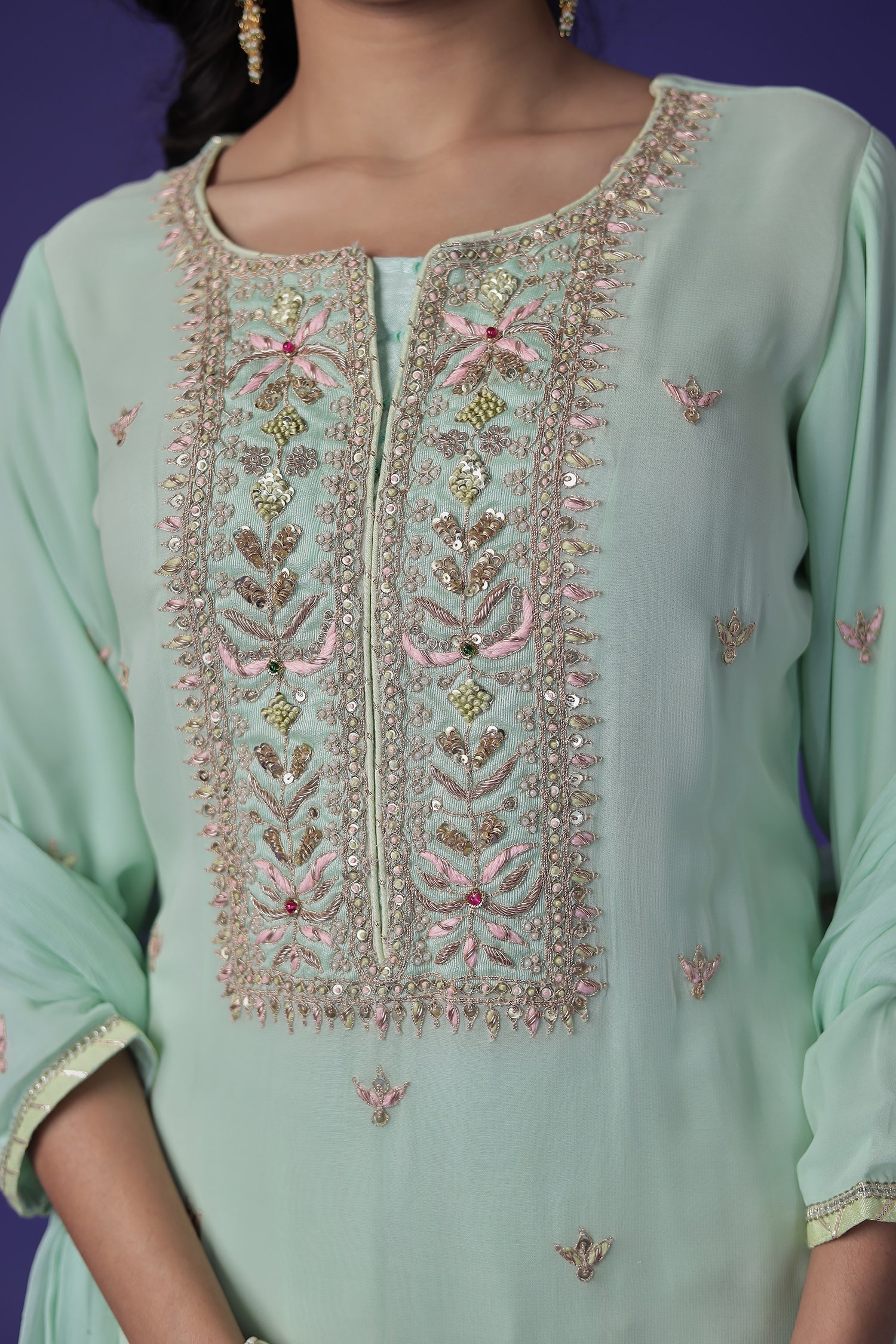 Georgette Suit with Pearl,Thread & Zardozi work