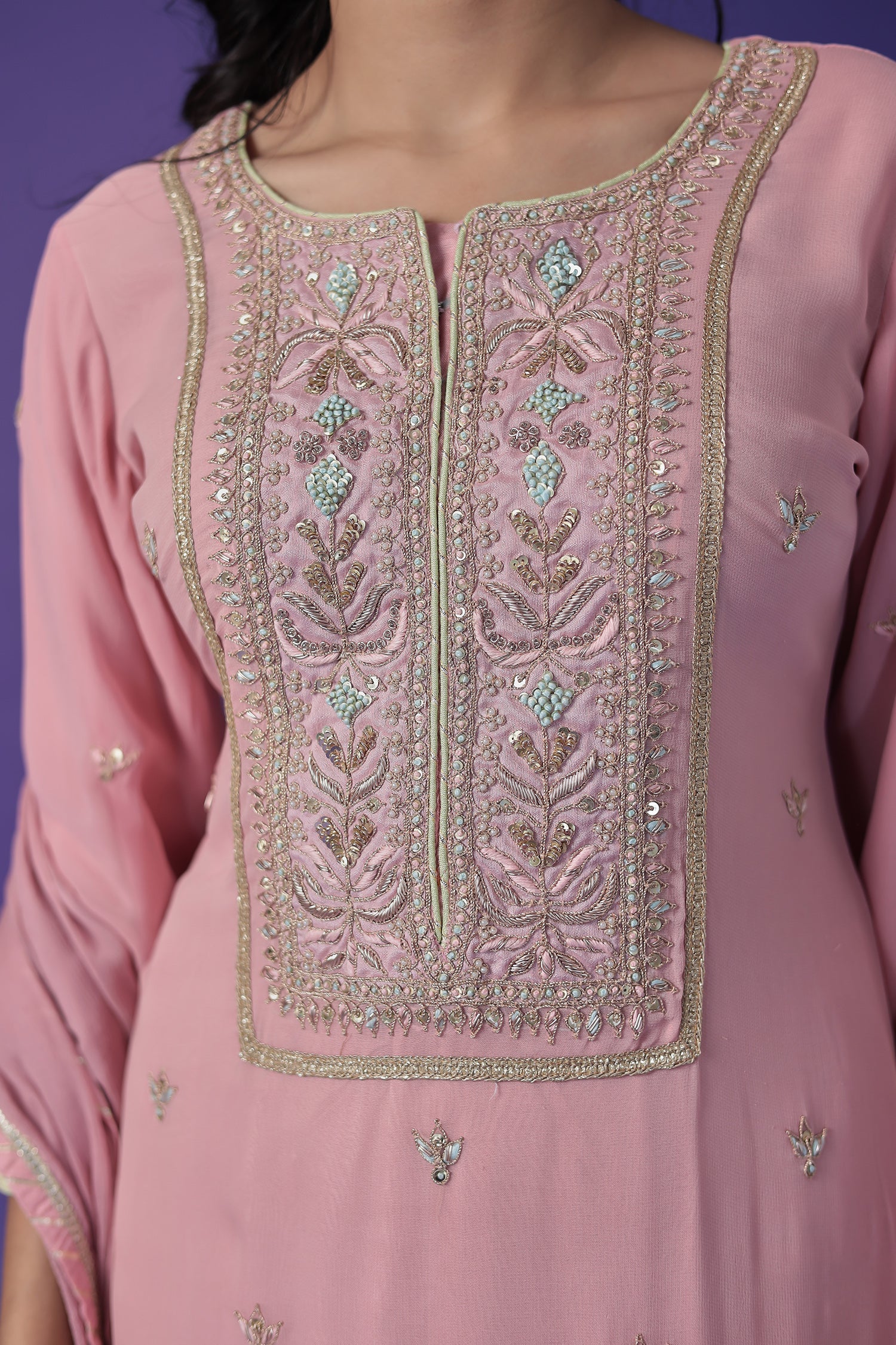 Georgette Suit with Pearl,Thread & Zardozi work