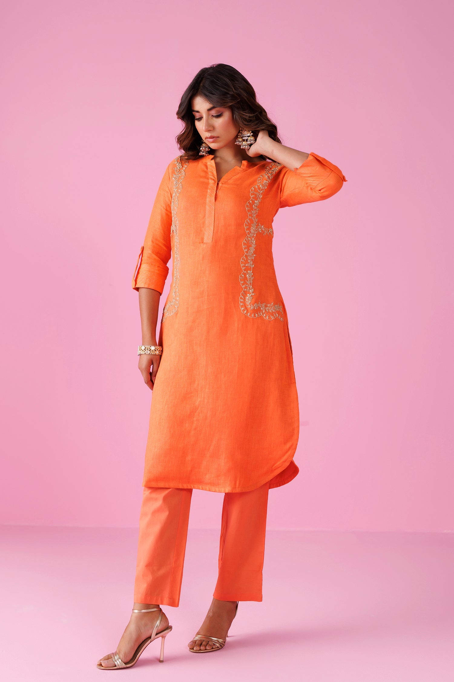 Linen Suit Stitched with Dori and Sequins work