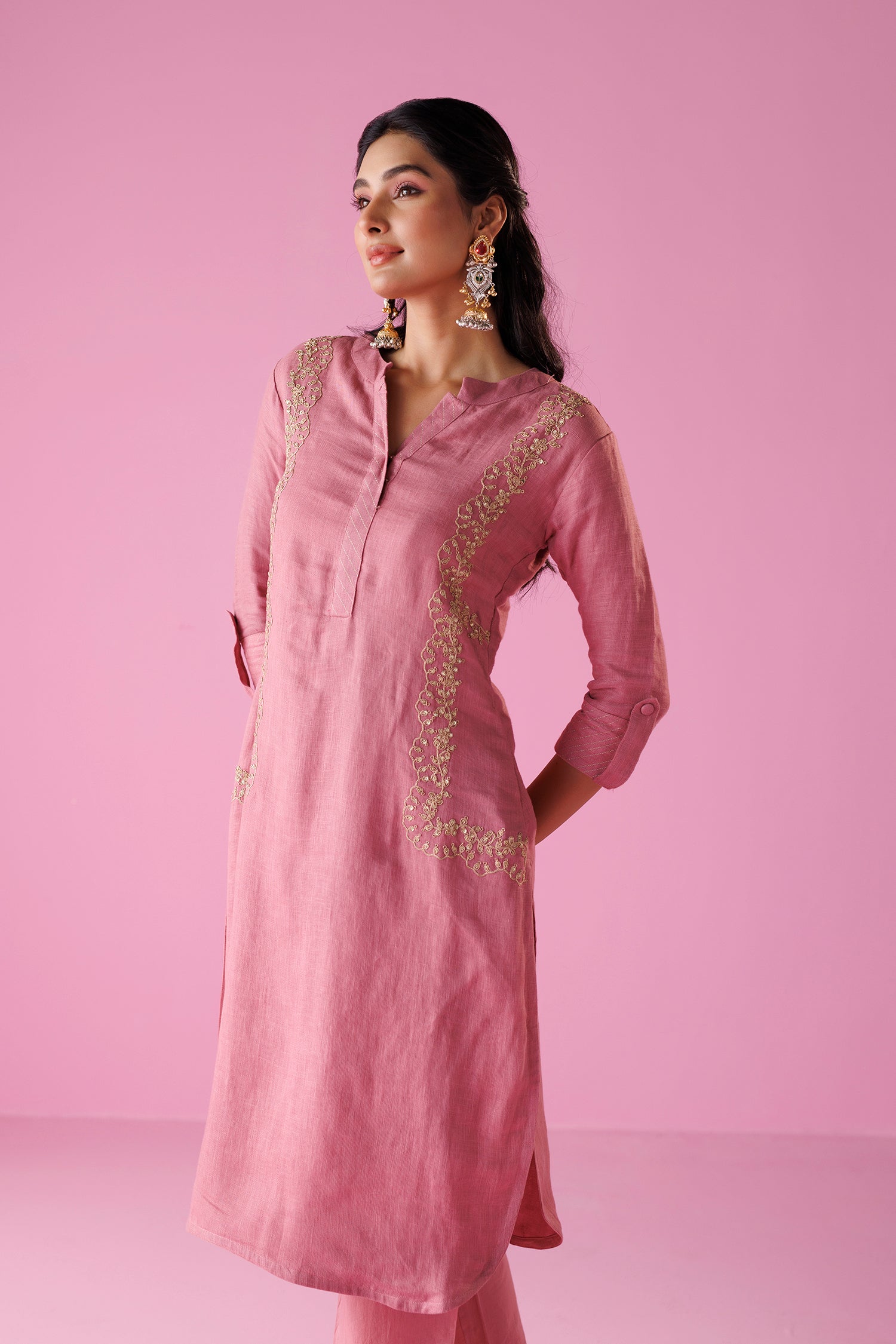 Linen Suit Stitched with Dori and Sequins work