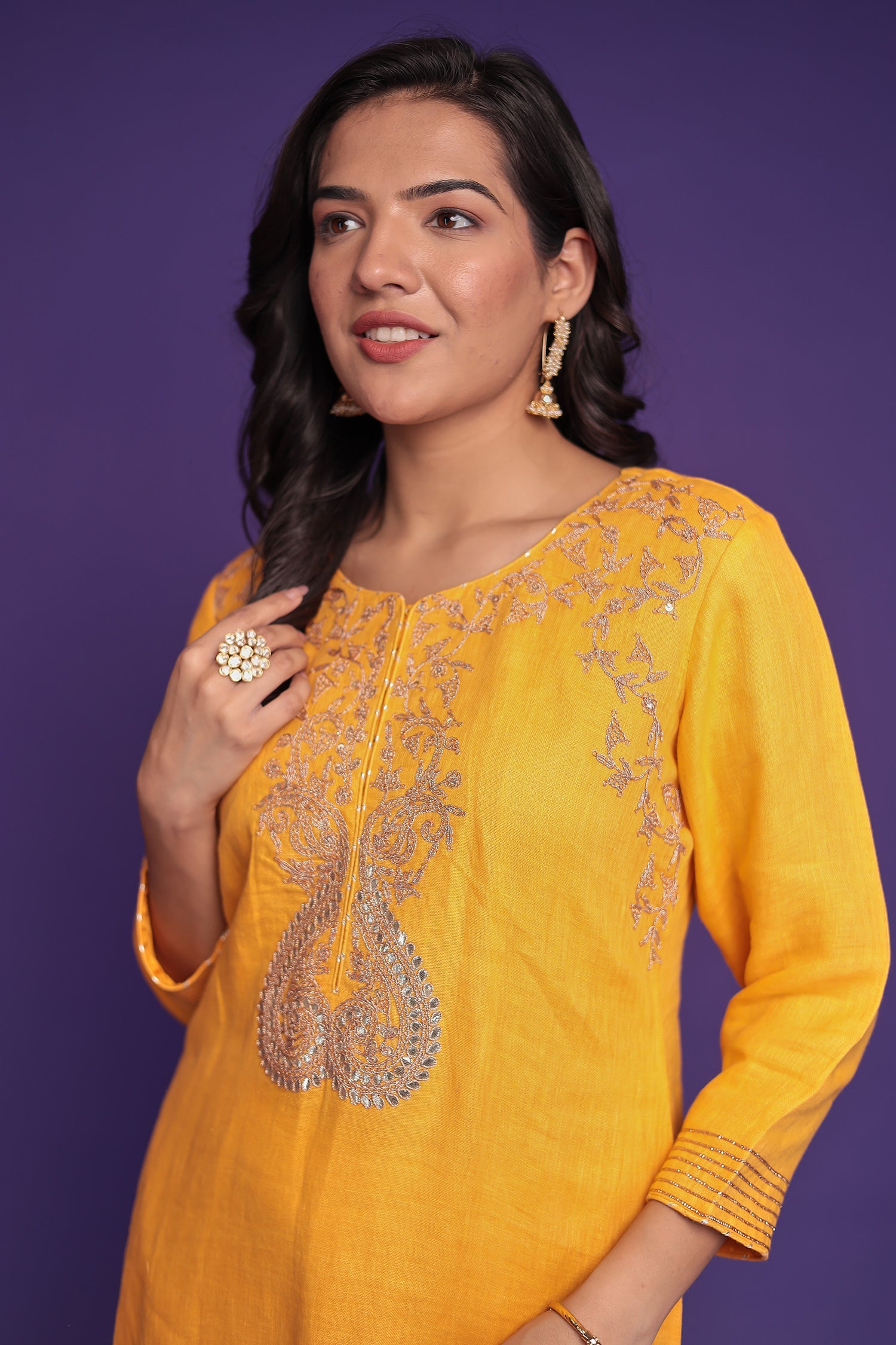 Linen Suit Stitched with Dori and Sequins work