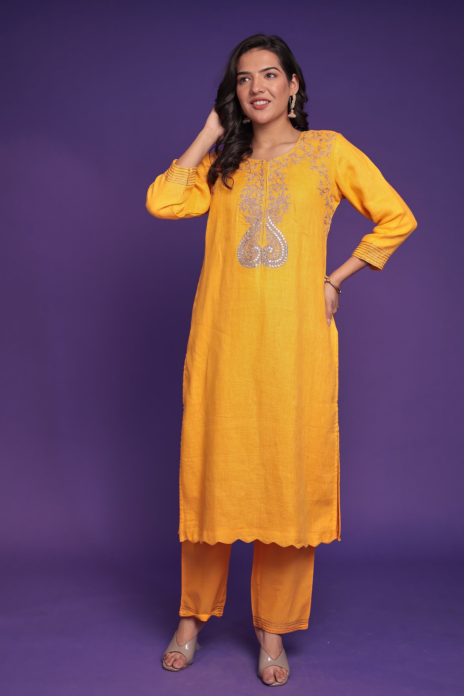 Linen Suit Stitched with Dori and Sequins work