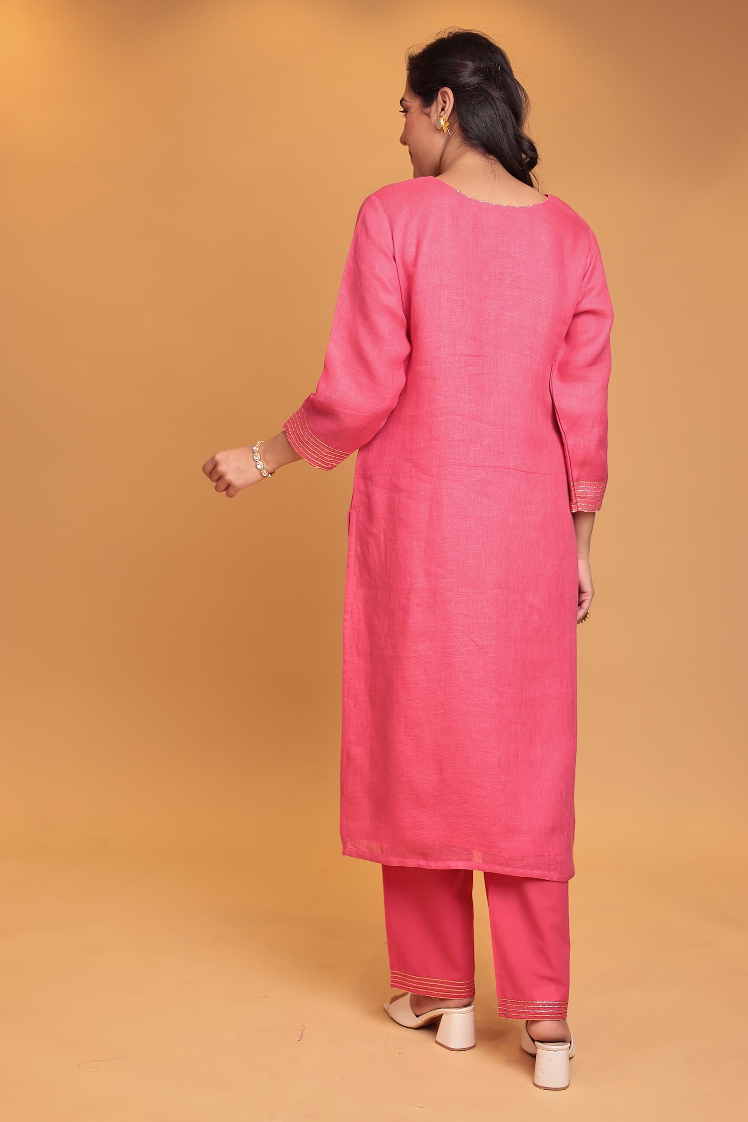 Linen Suit Stitched with Dori and Sequins work