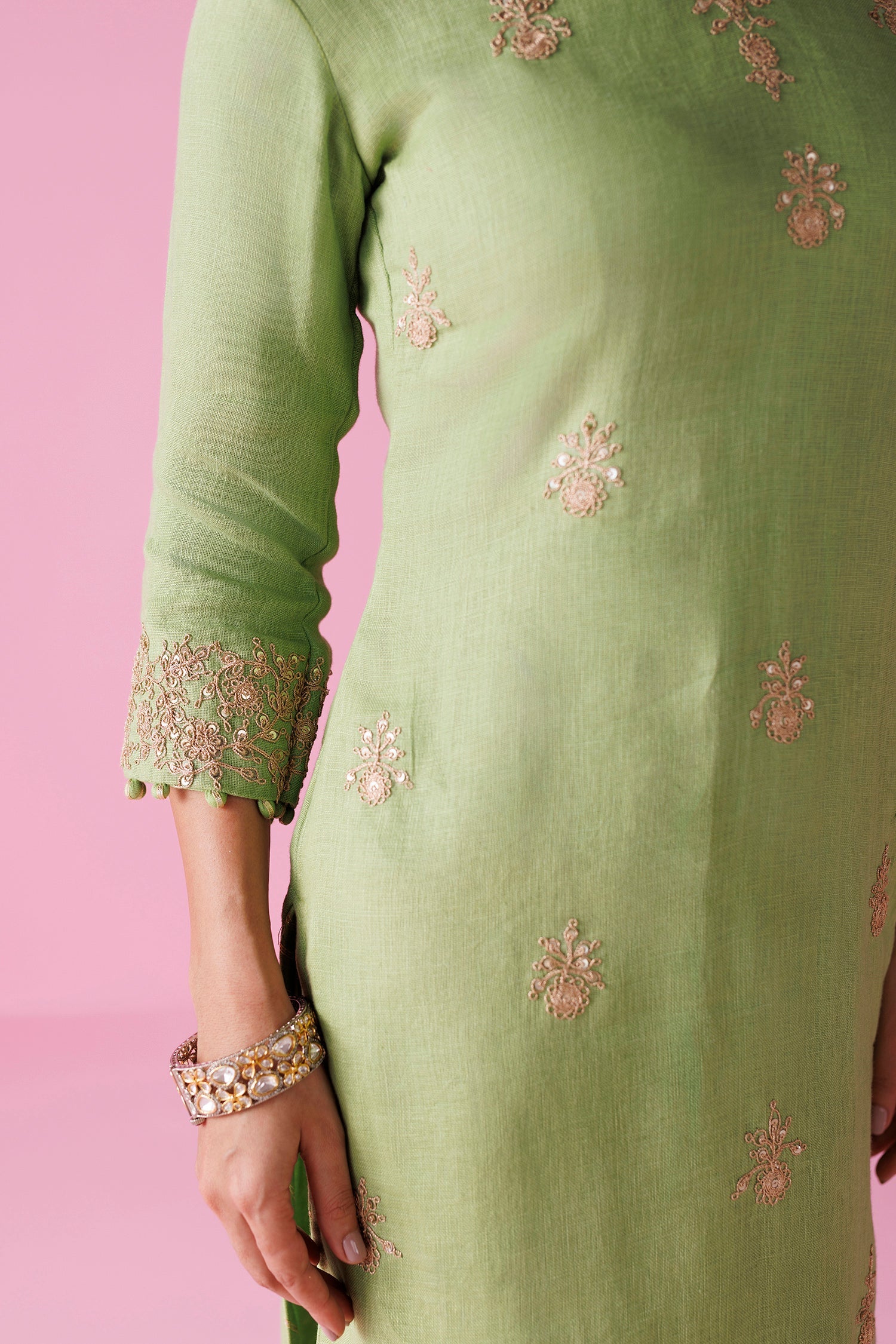 Linen Suit with Dori, Sequins and Zardozi work