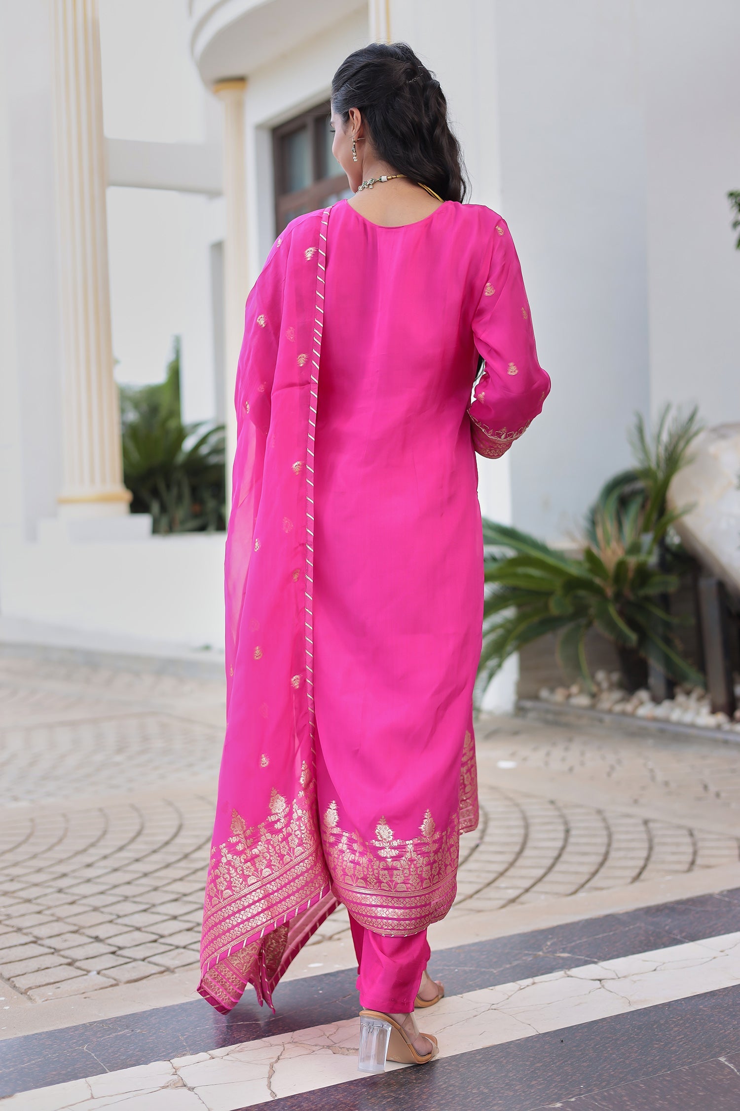 Elegant Handwoven Organza Suit with Intricate Thread, Zardozi & Gota Patti Detailing
