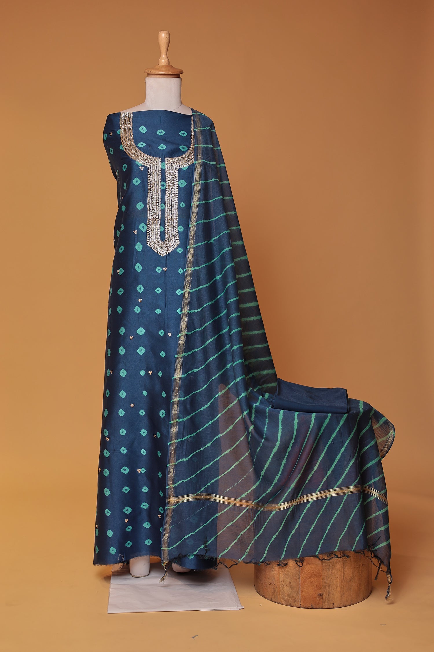 Bandhej Chanderi Aari work Unstitched Suit with Leheriya Dupatta