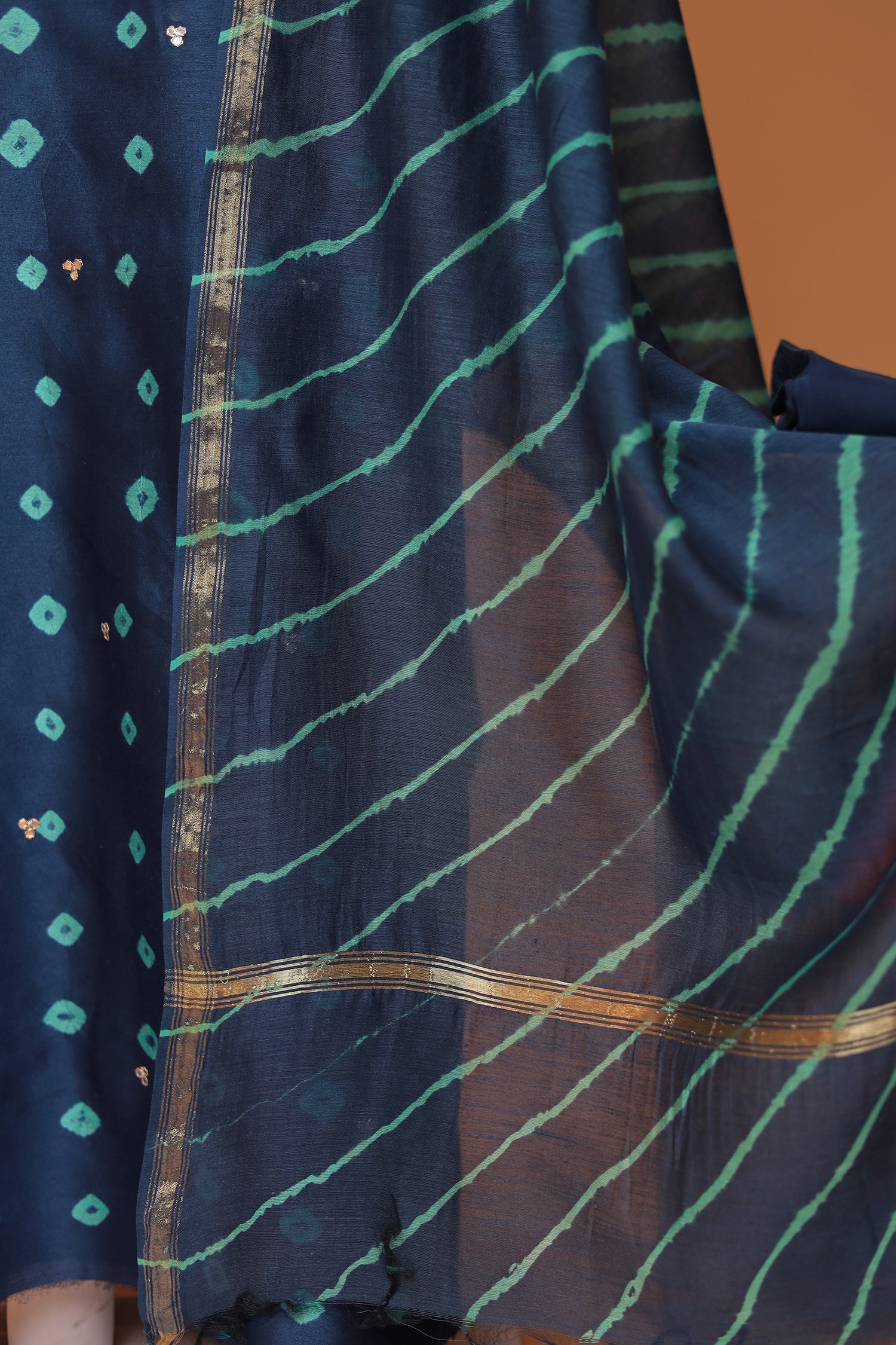 Bandhej Chanderi Aari work Unstitched Suit with Leheriya Dupatta