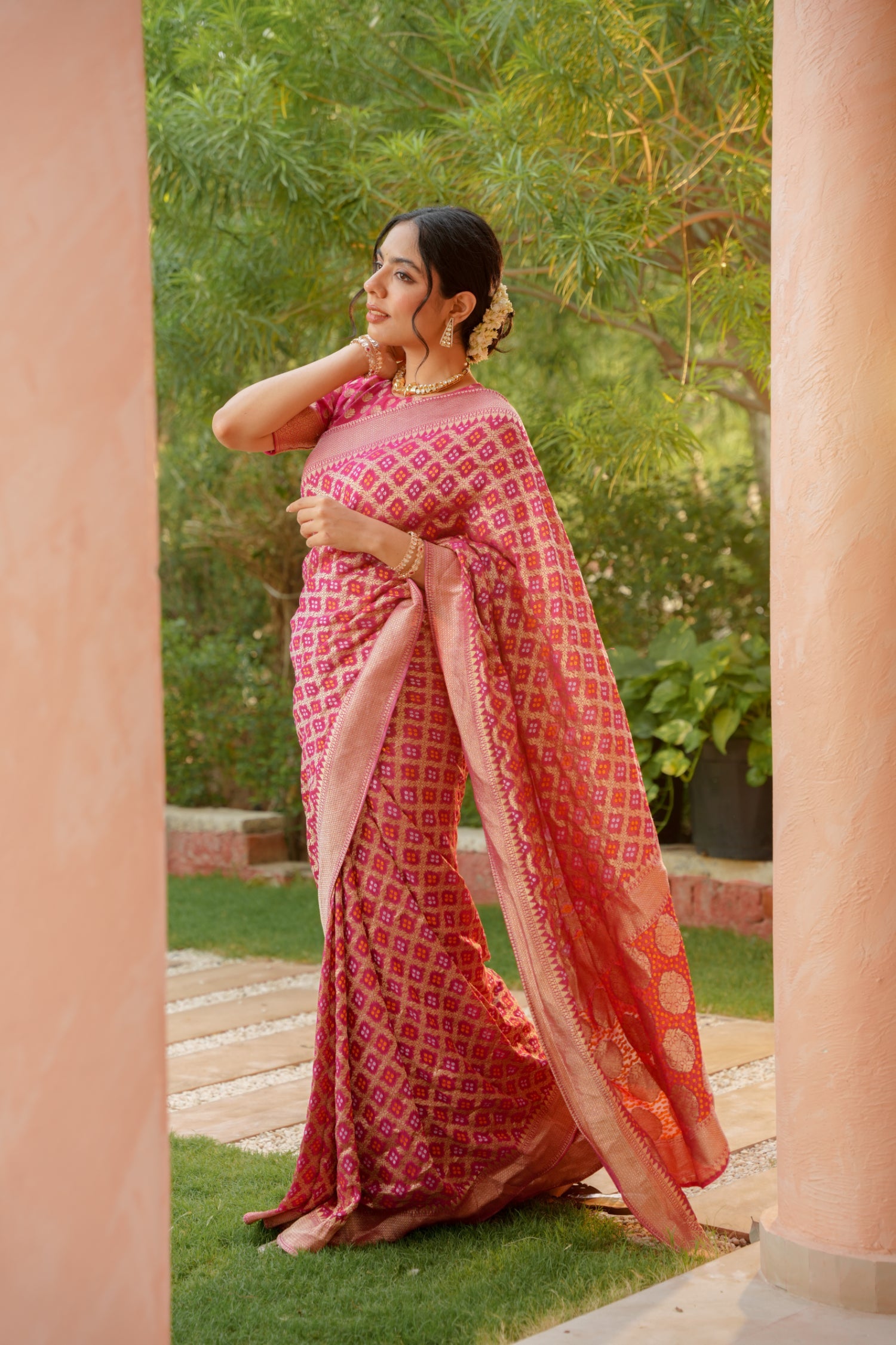 Power loom Bandhej Look Saree