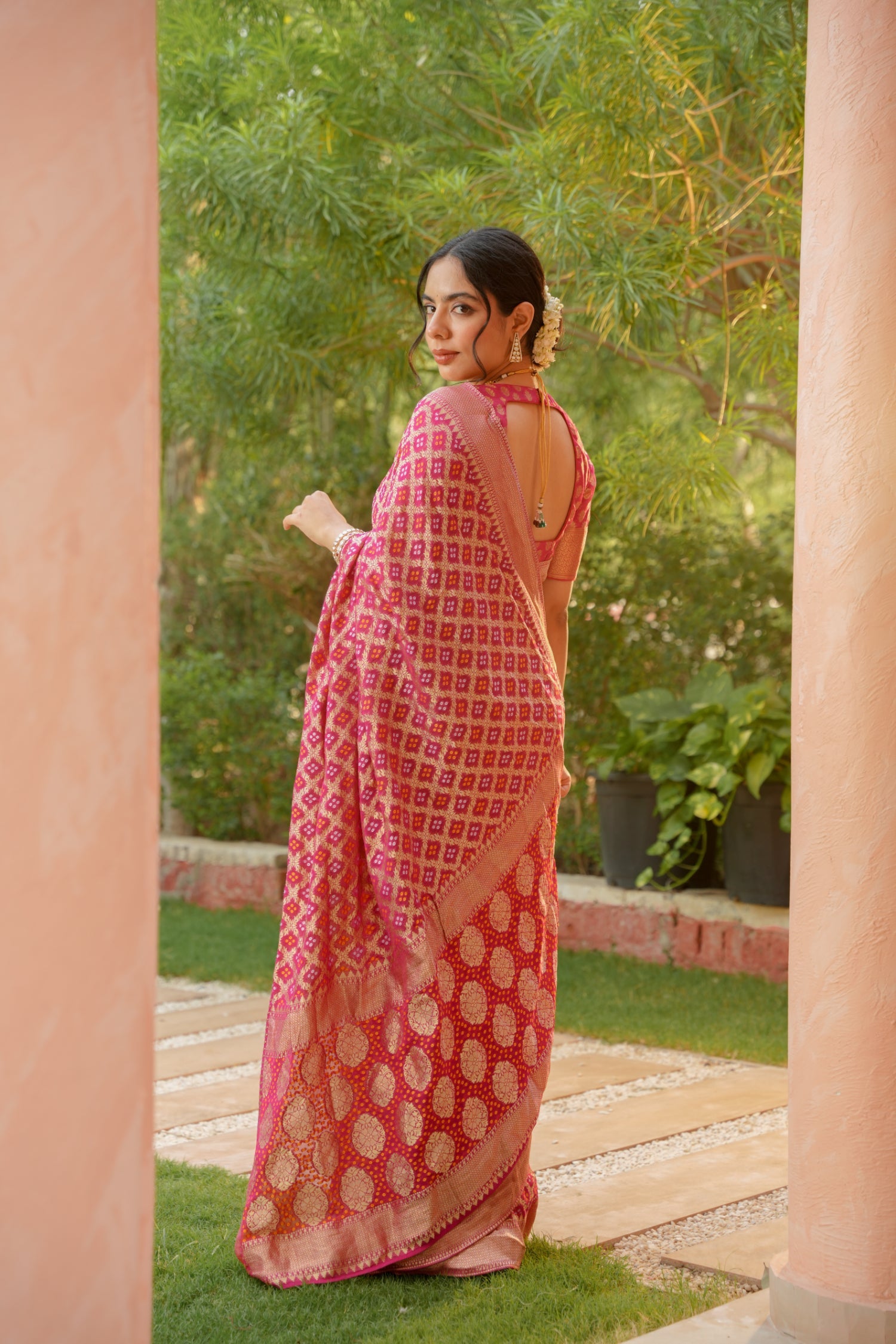 Power loom Bandhej Look Saree