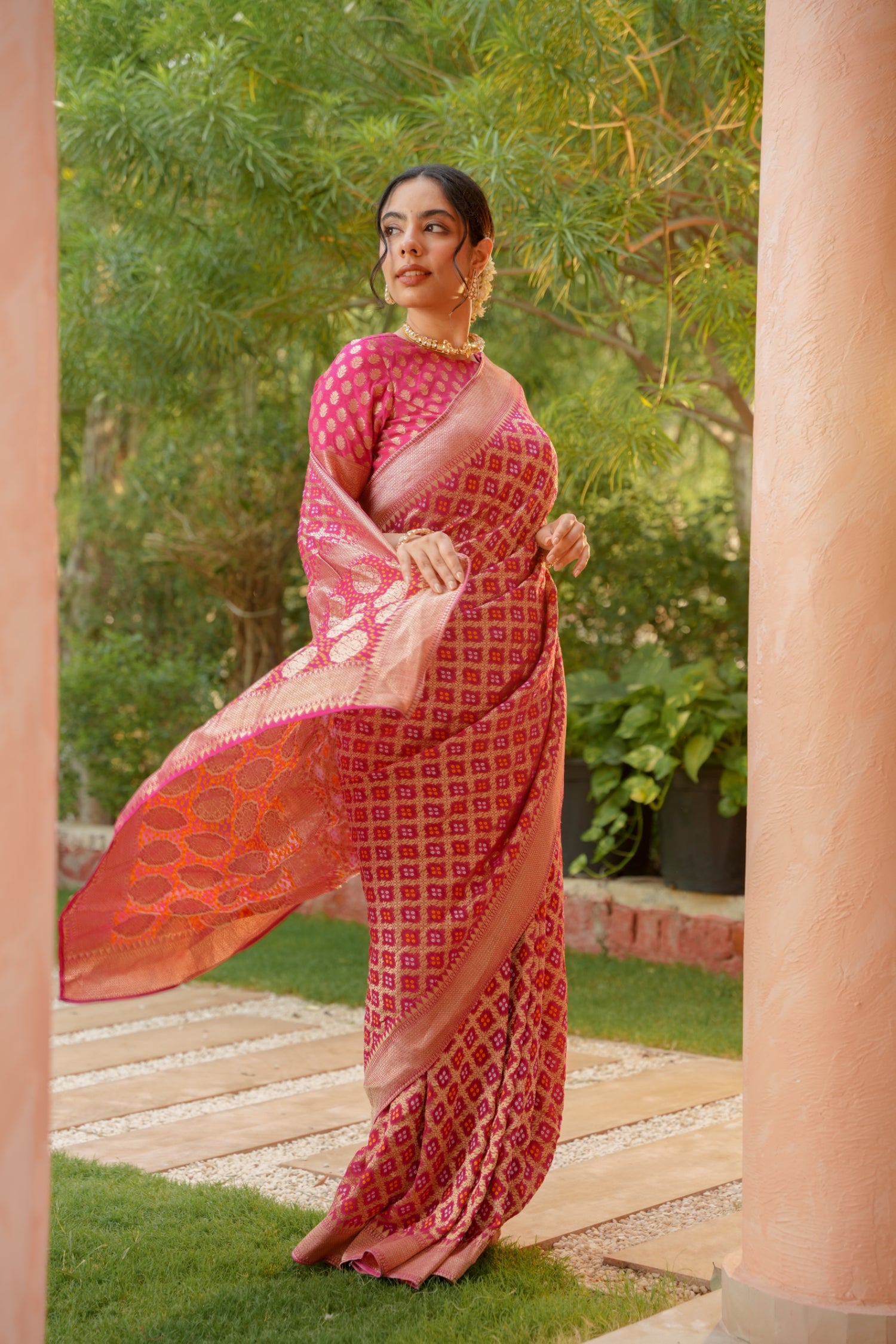 Power loom Bandhej Look Saree