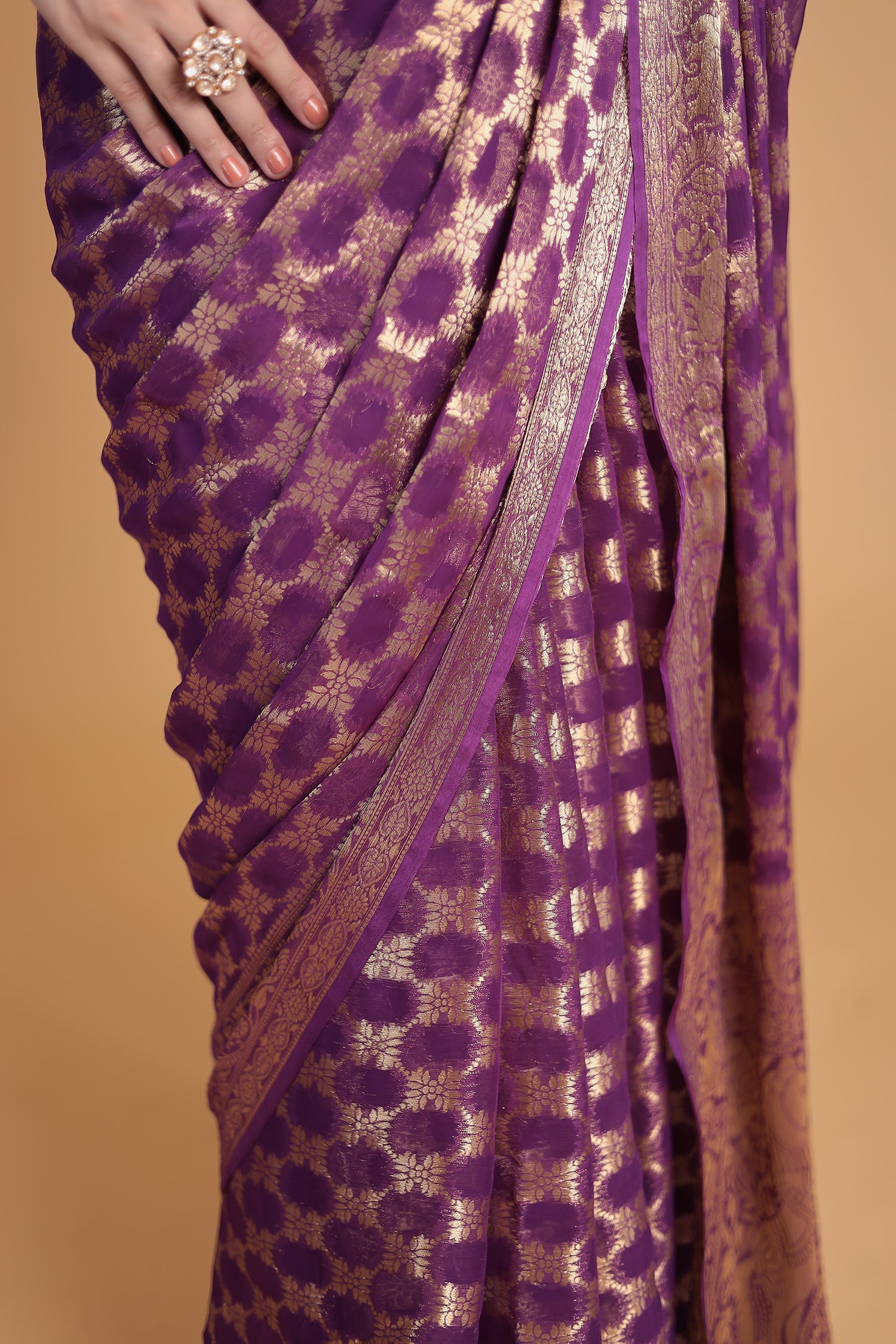 Hand Woven Georgette Saree