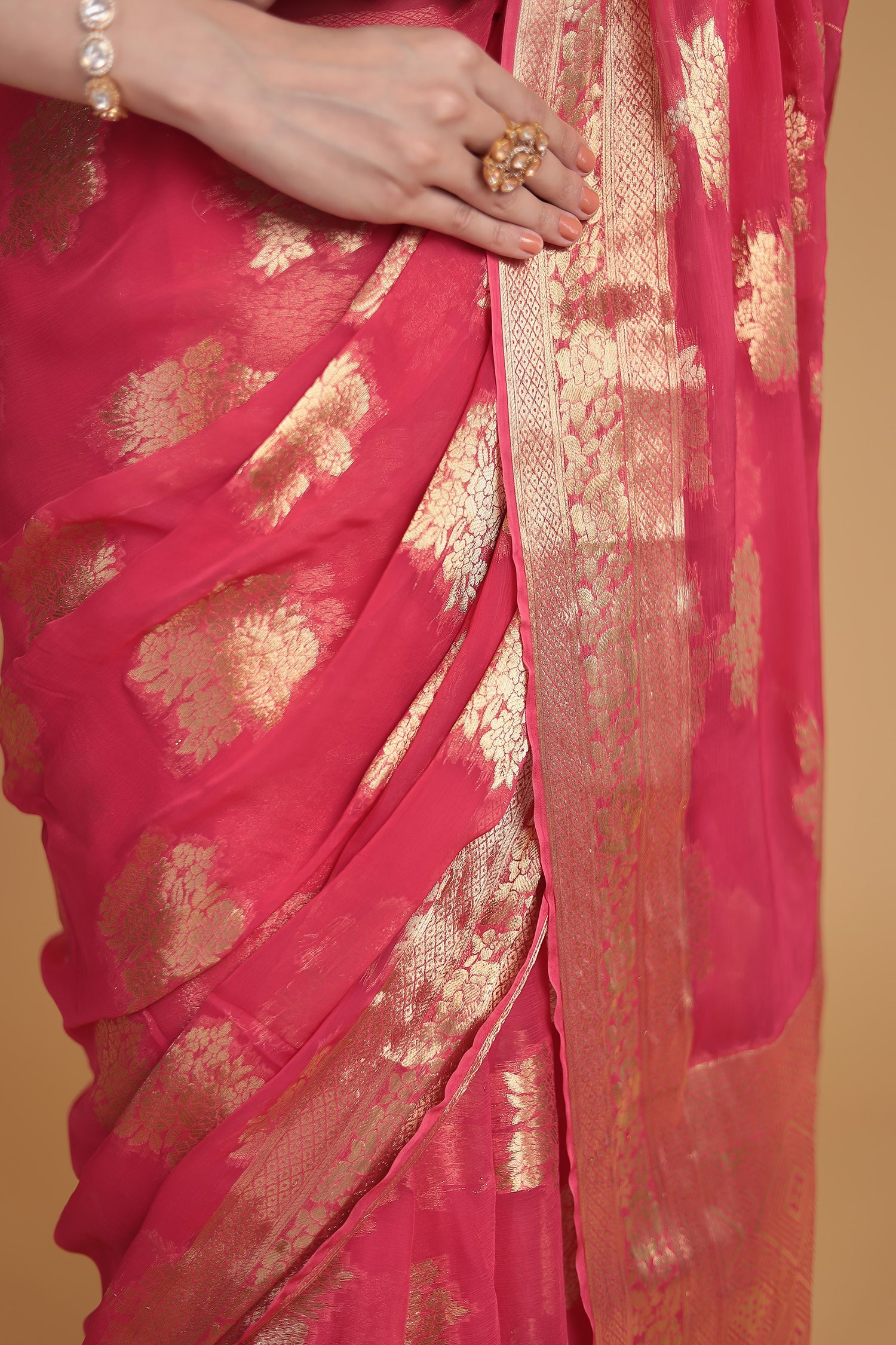 Hand Woven Georgette Saree