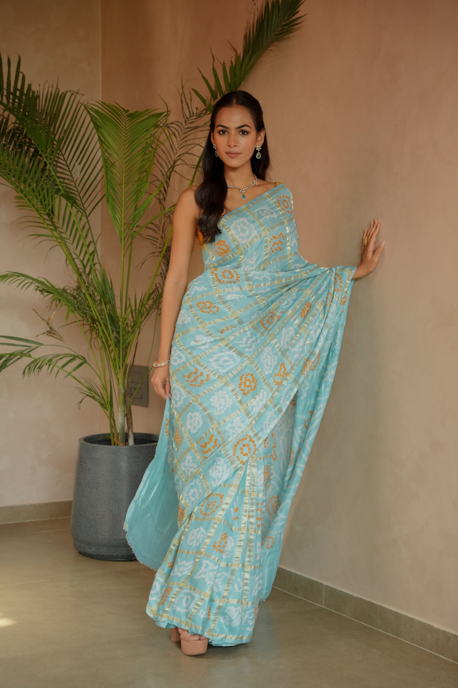Ghatchola Bandhej Gajji Silk Saree
