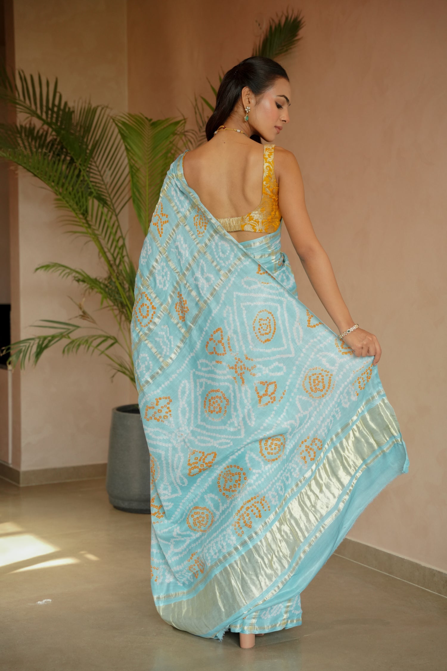 Ghatchola Bandhej Gajji Silk Saree