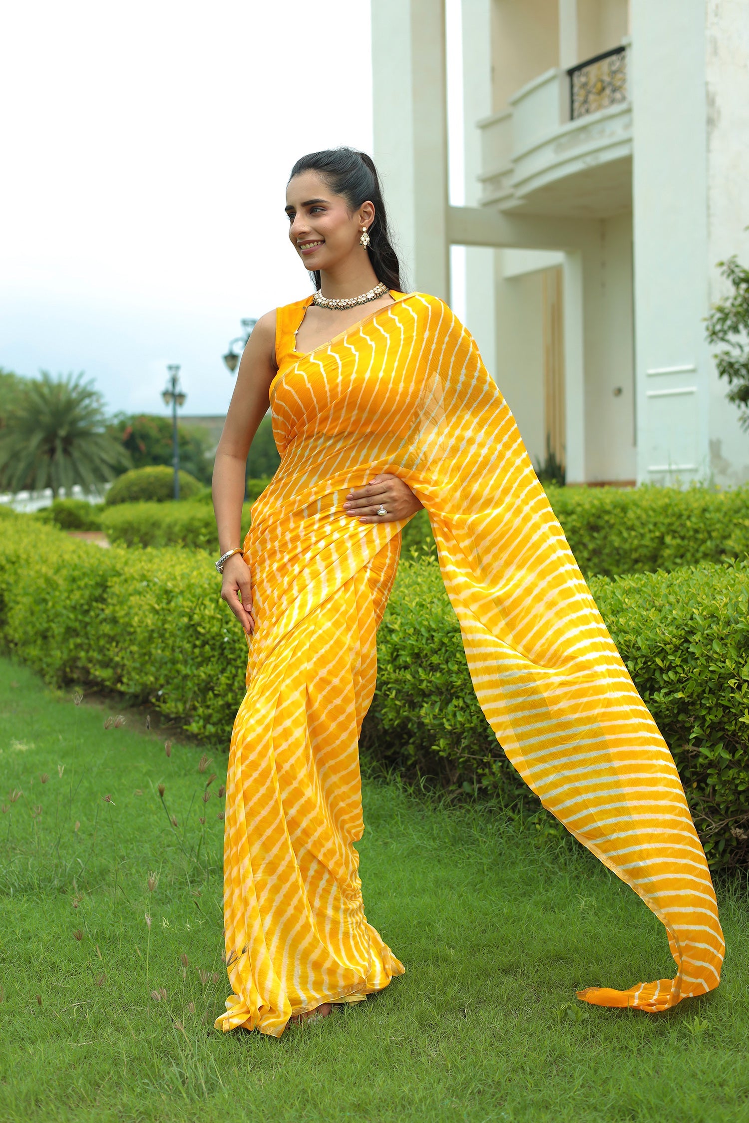 Leheriya Chiffon Saree with Zari border