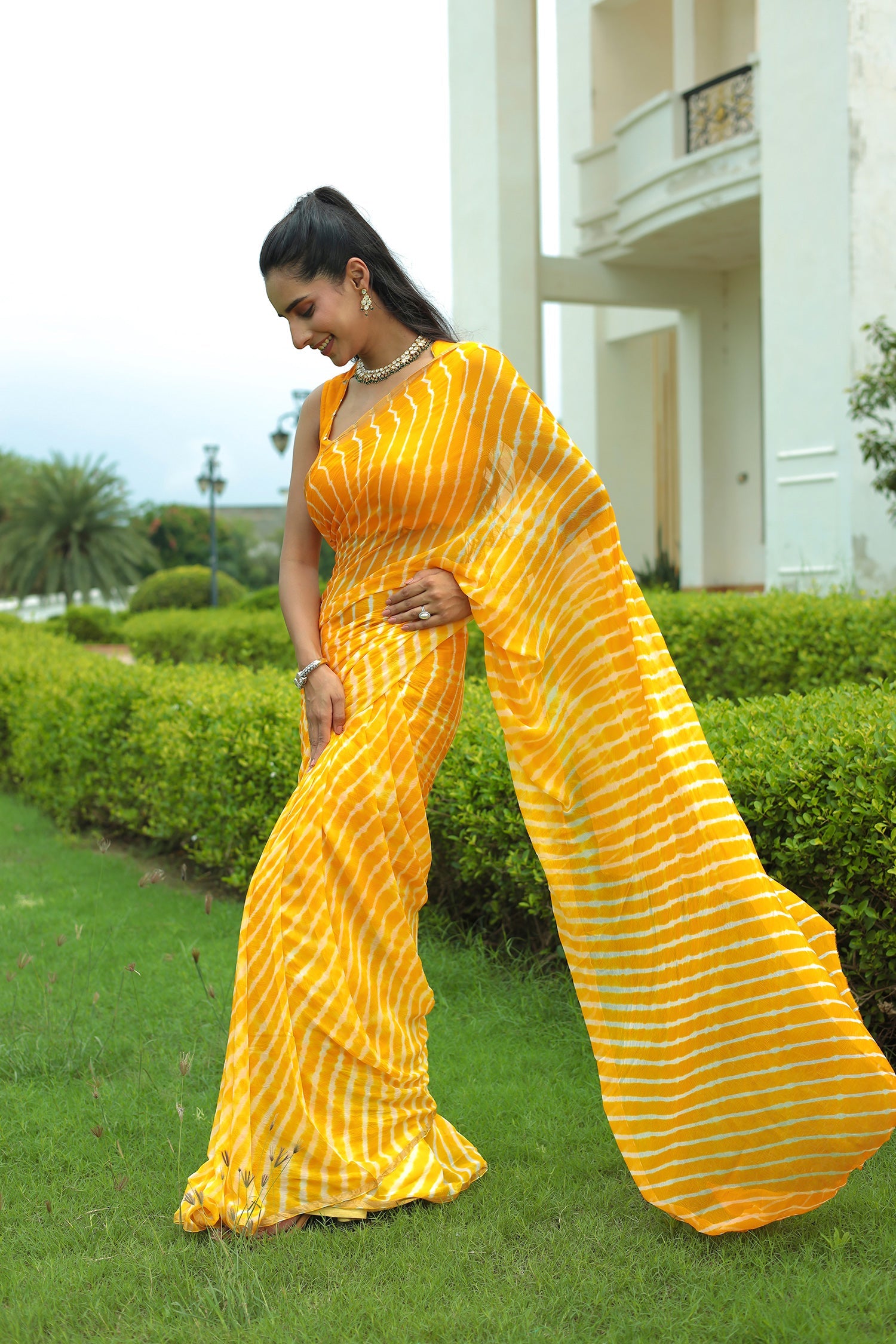 Leheriya Chiffon Saree with Zari border
