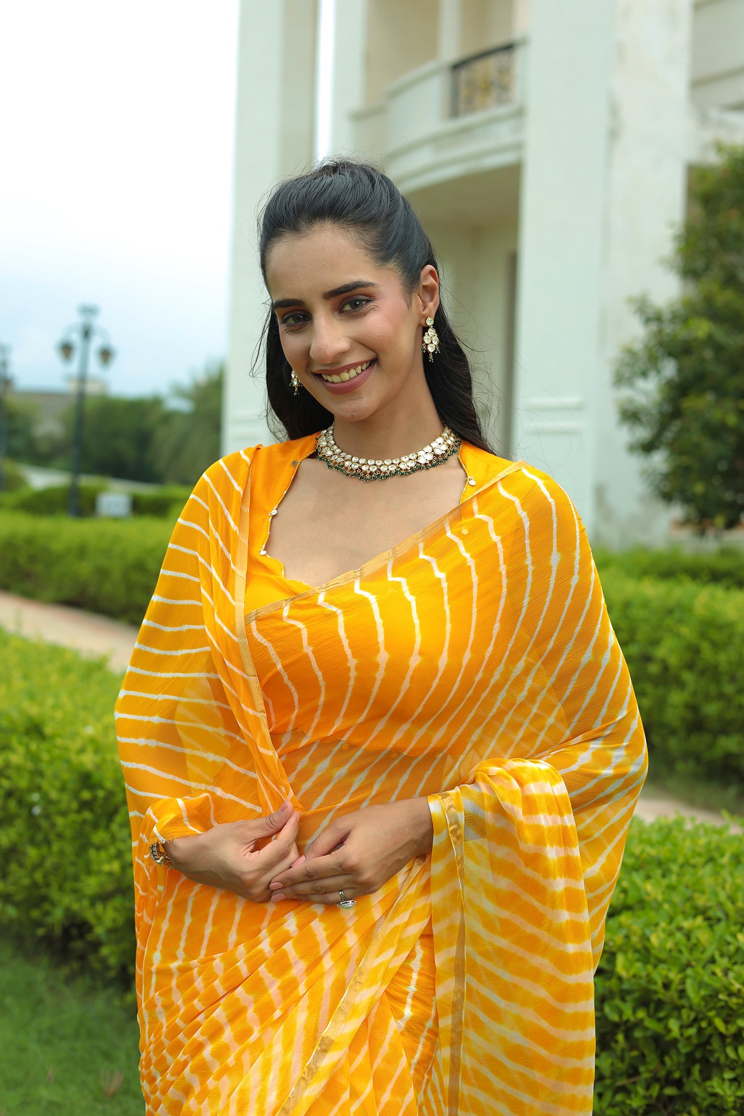 Leheriya Chiffon Saree with Zari border