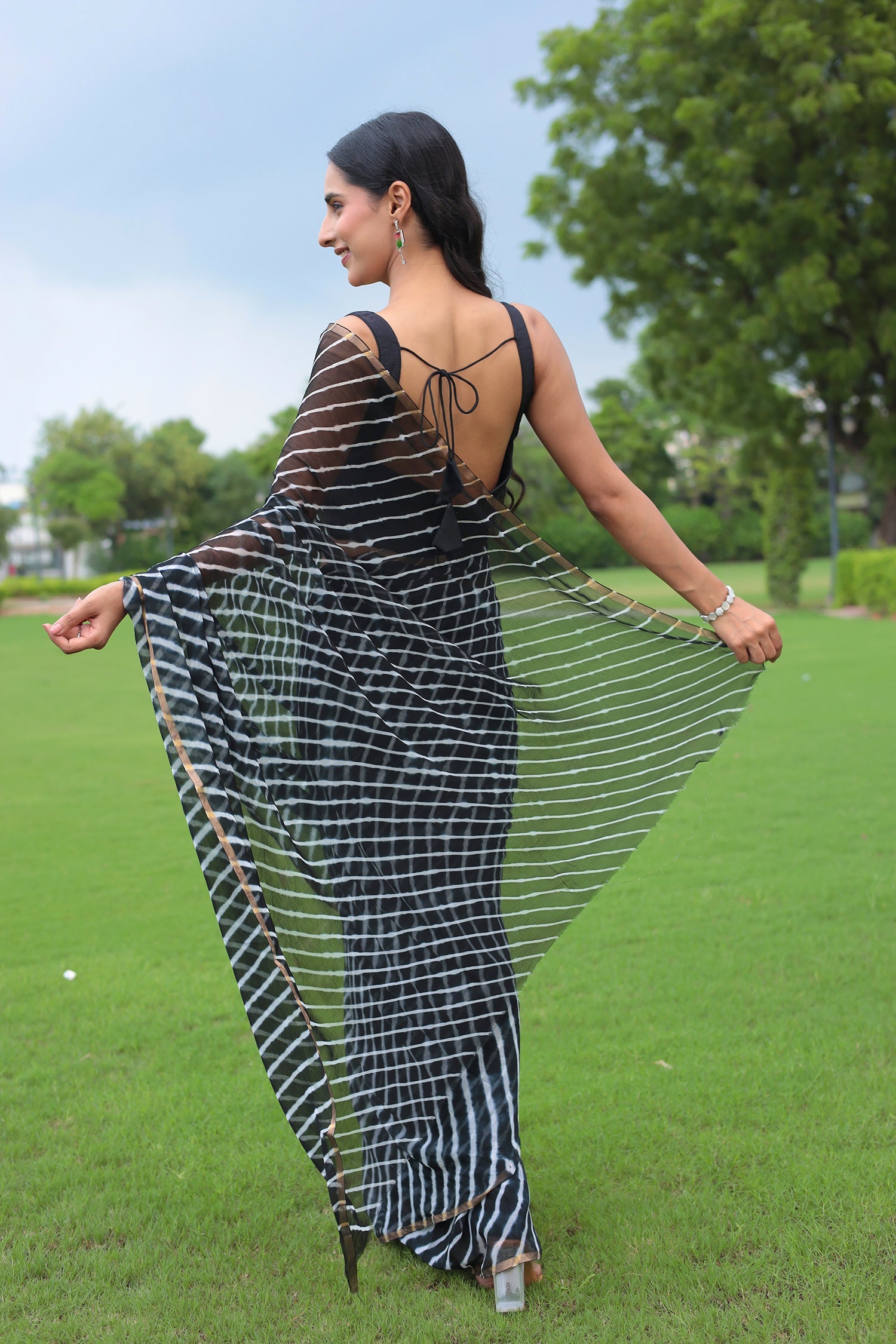 Leheriya Chiffon Saree with Zari border