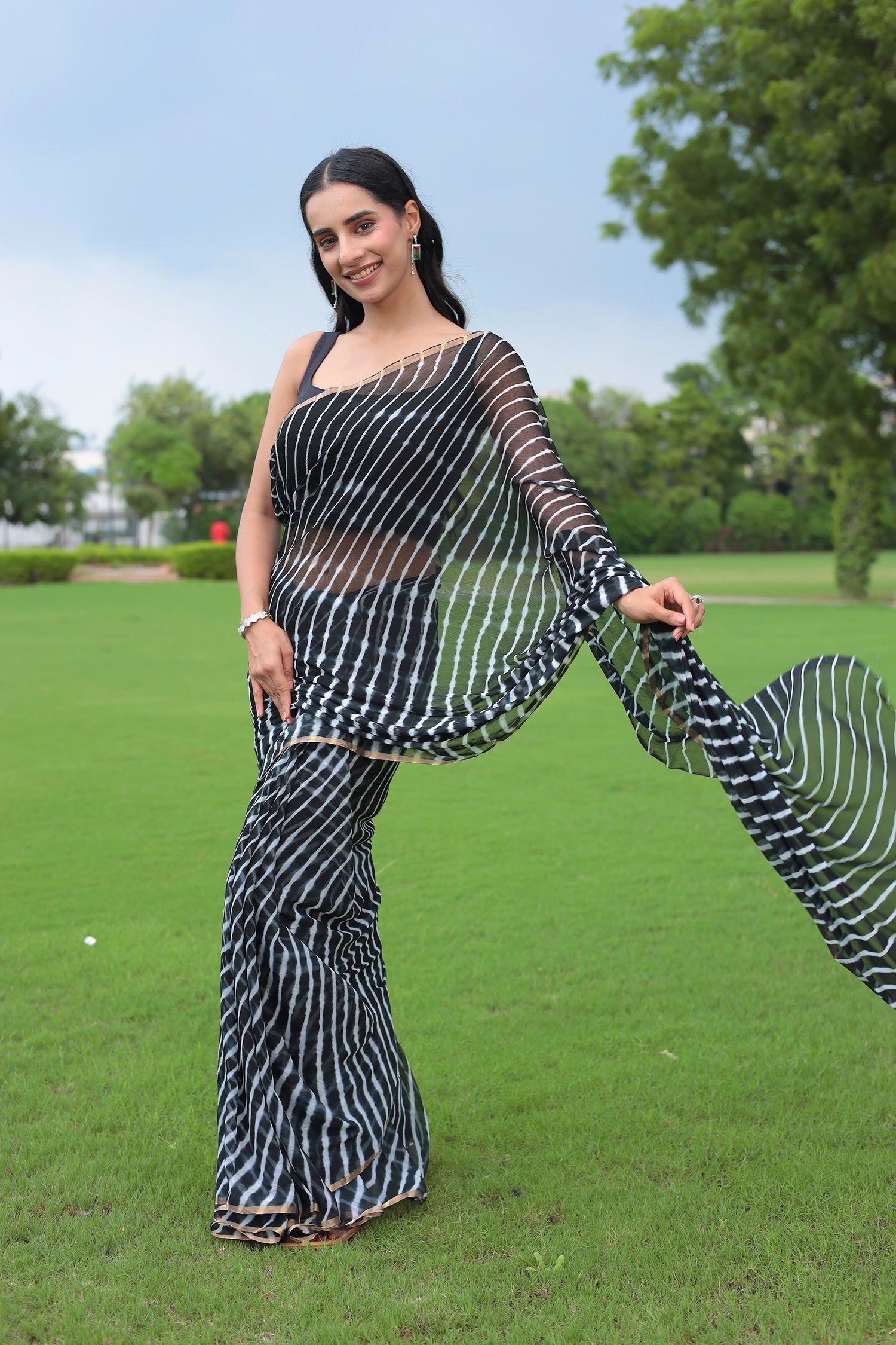 Leheriya Chiffon Saree with Zari border