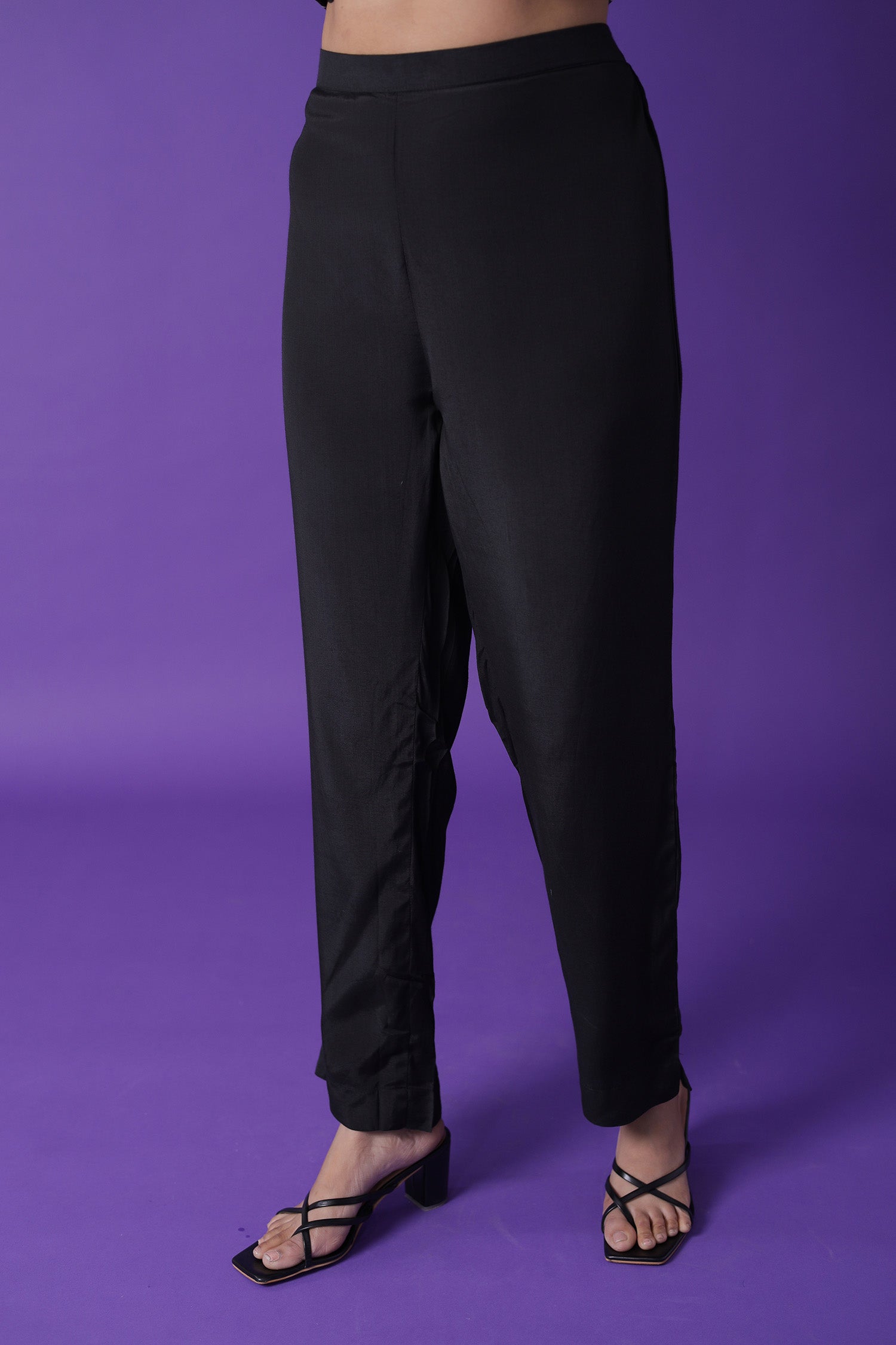 Mothra Georgette Suit Embroidered with Pittan work