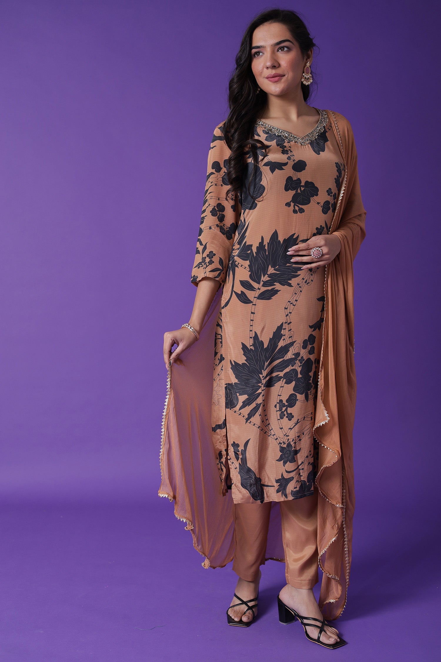Printed Silk Blend Kurta Set with Embroidered work