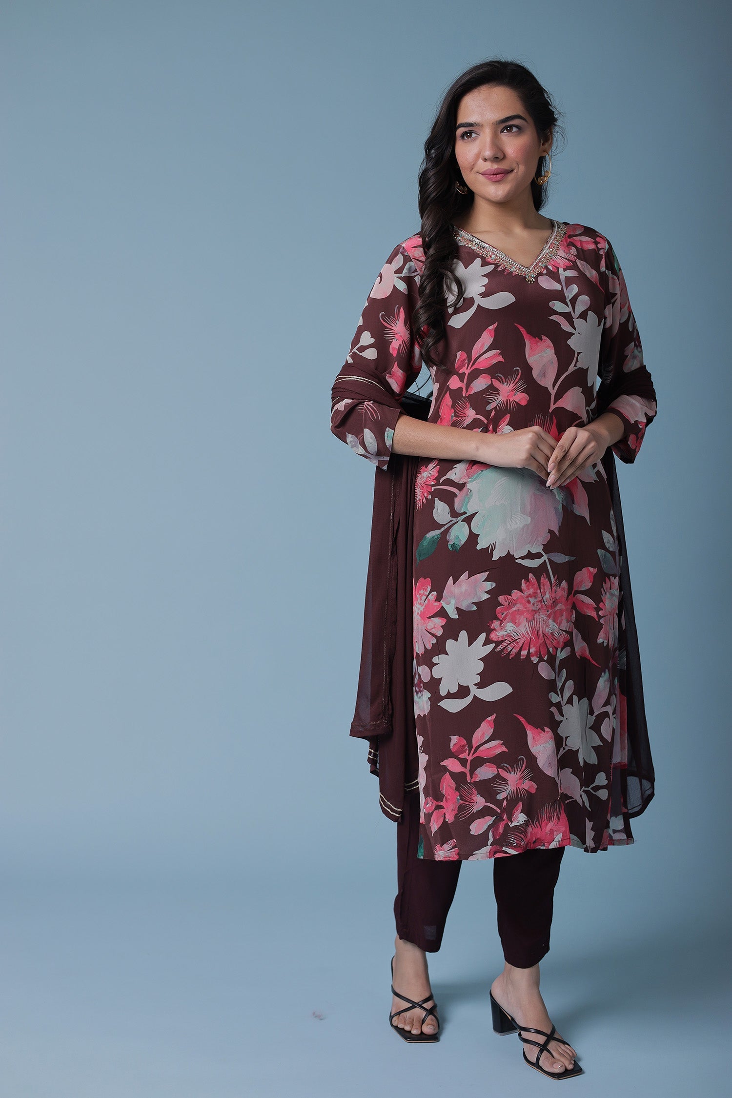 Printed Silk Blend Kurta Set with Embroidered work