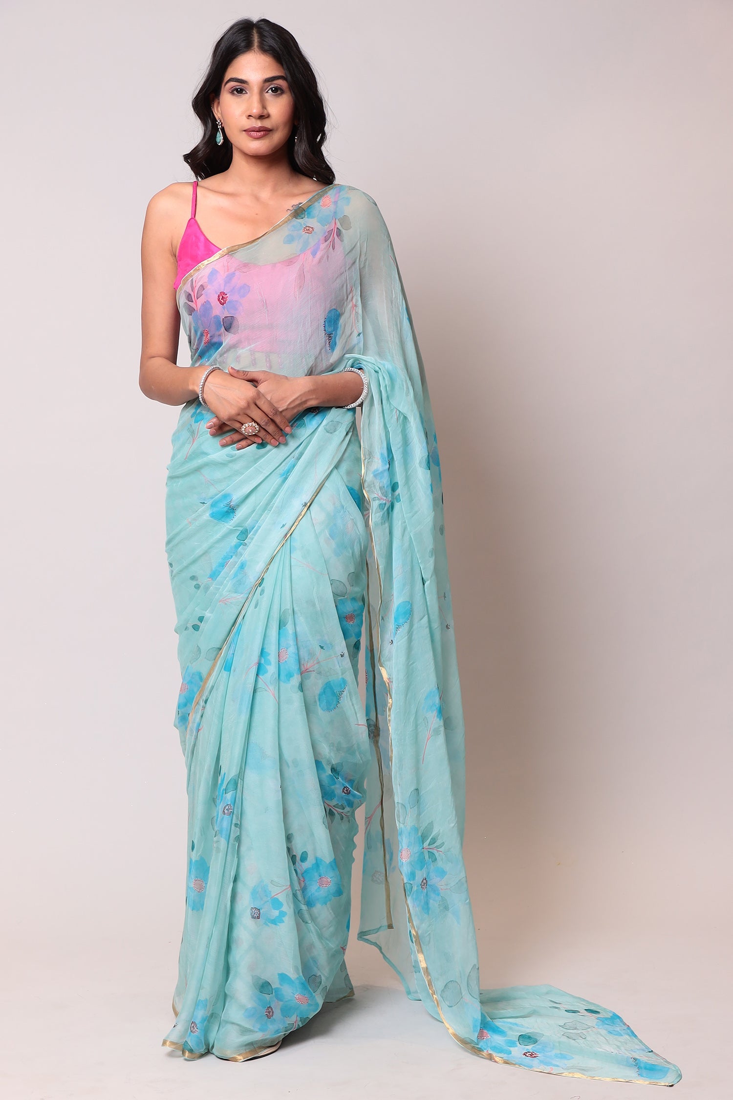 Exquisite Floral Printed Digital Print Chiffon Casual Saree
