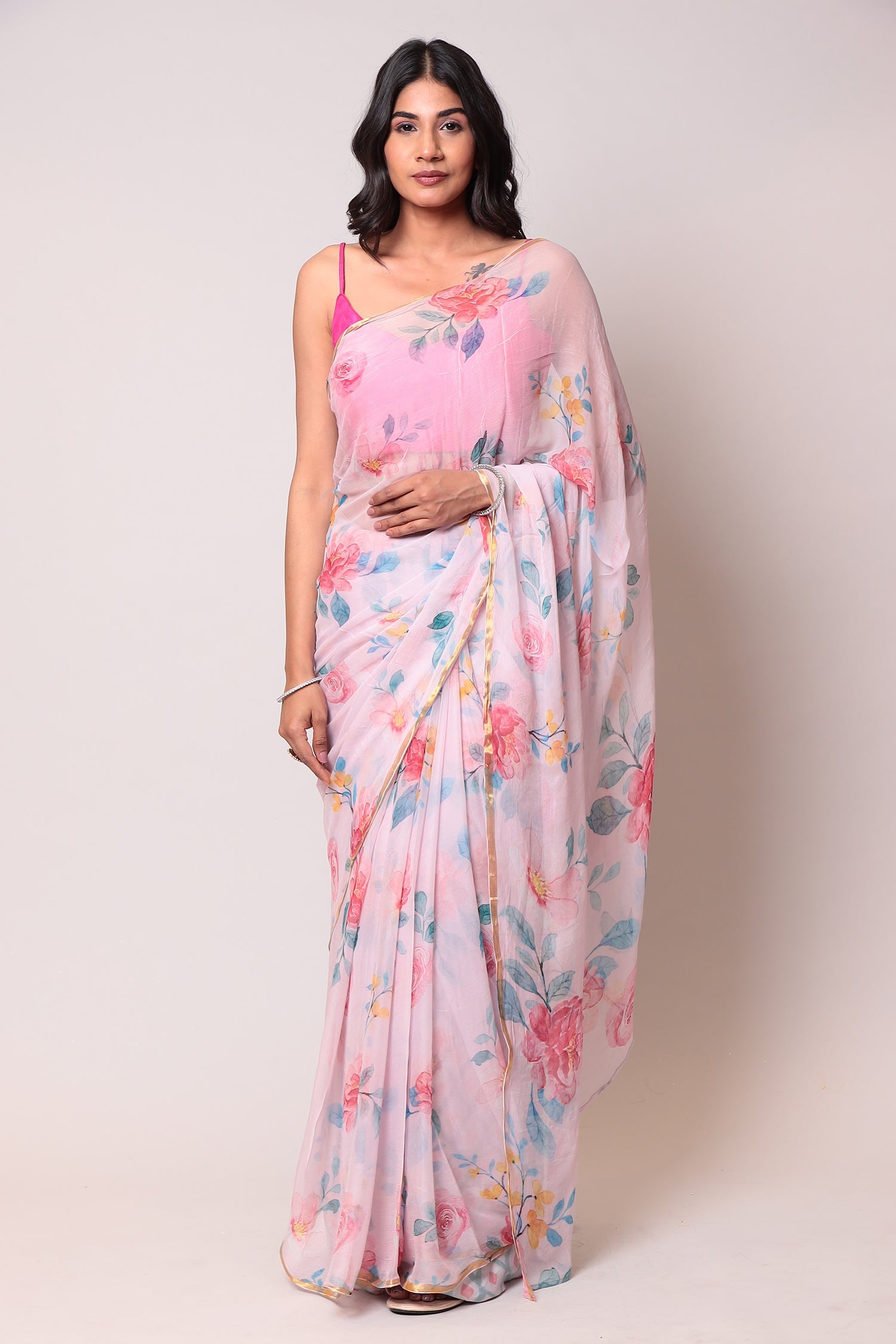 Exquisite Floral Printed Digital Print Chiffon Casual Saree