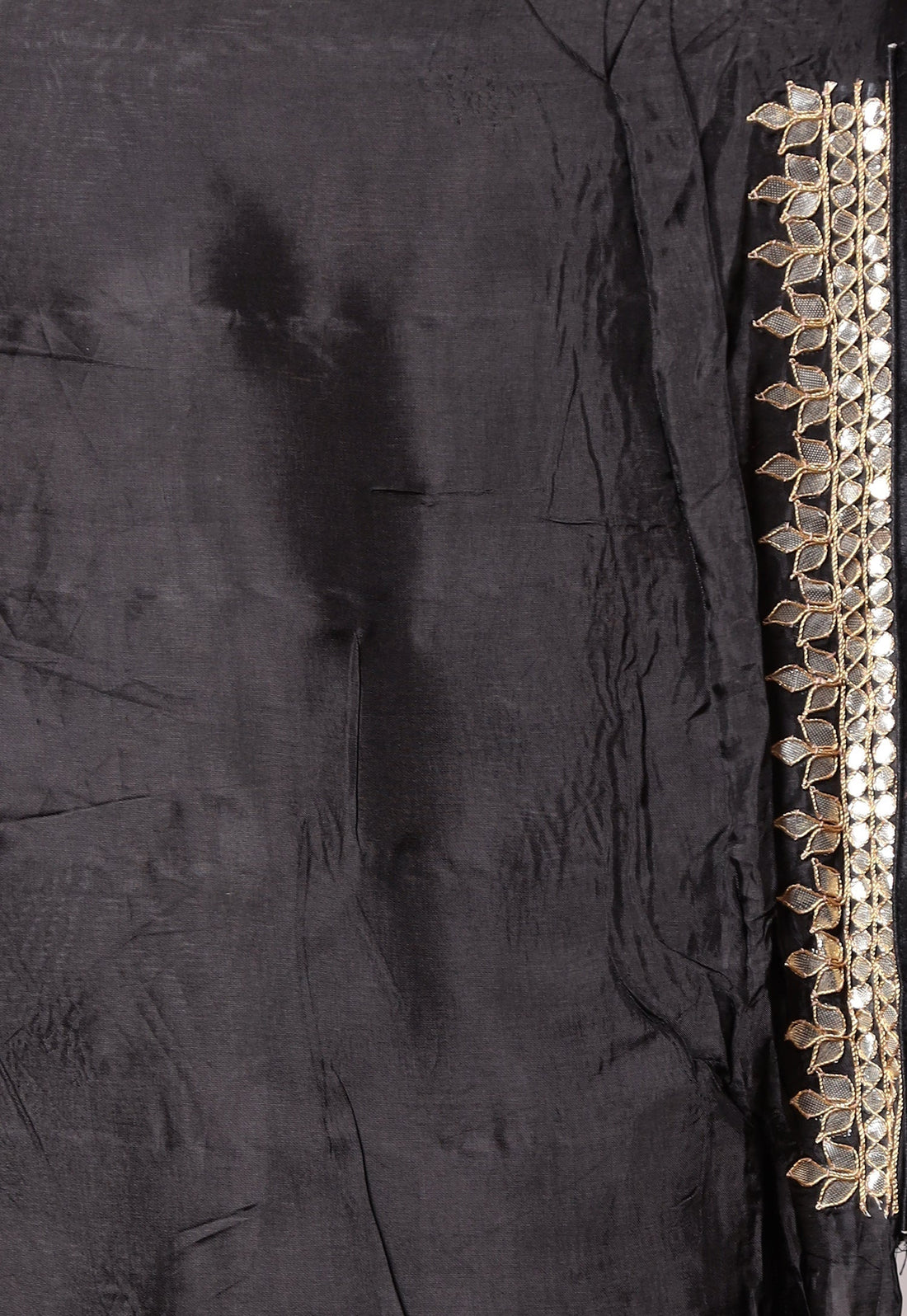 Leheriya Silk Saree with Gota Patti work.