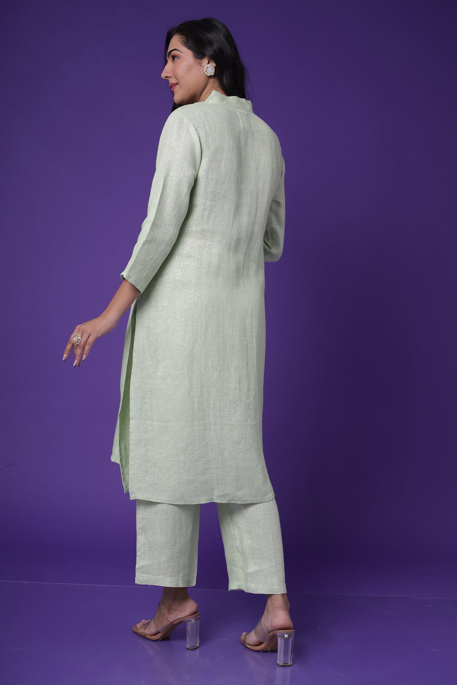 Shimmer Linen Kurta Set with Embroidered work