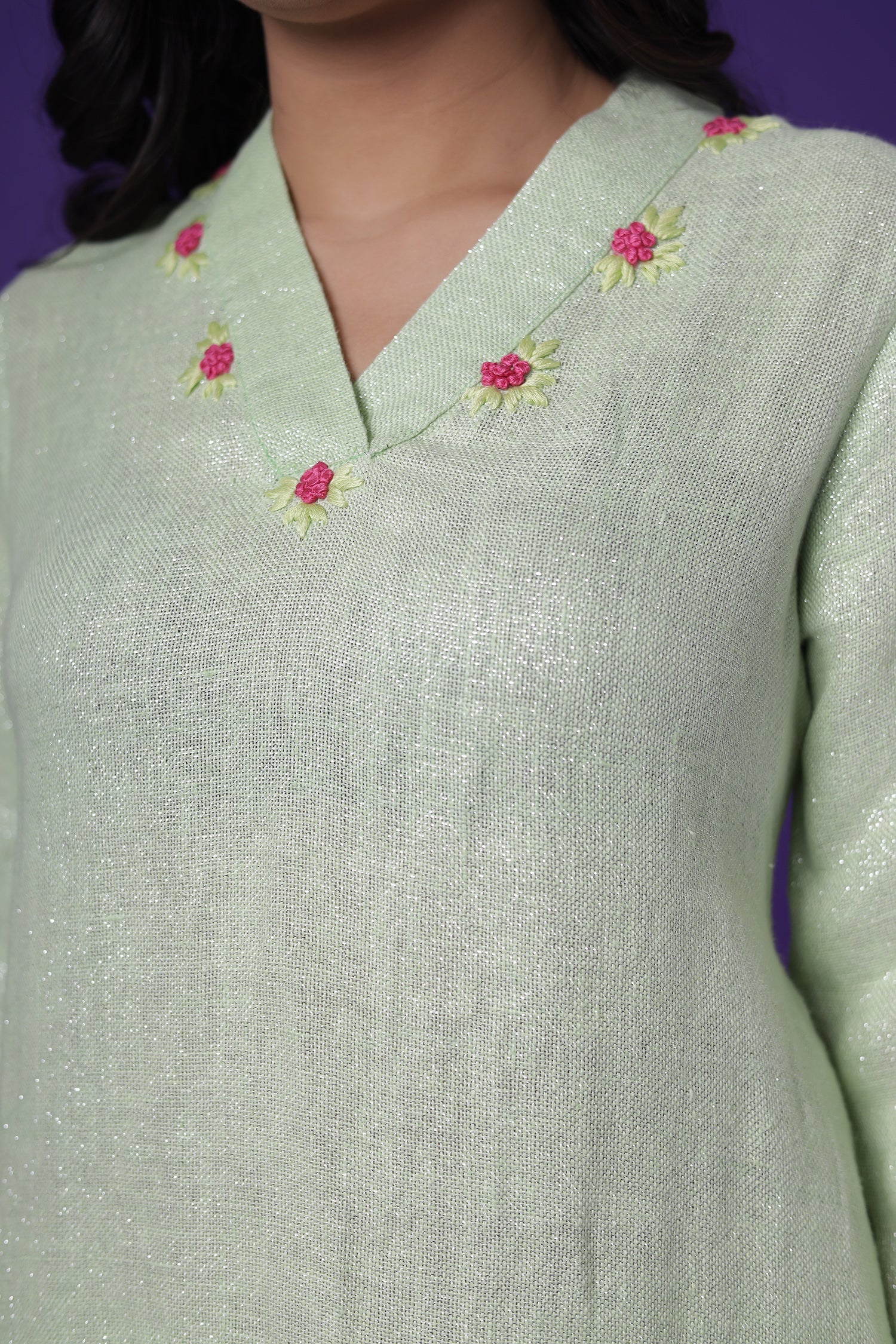 Shimmer Linen Kurta Set with Embroidered work