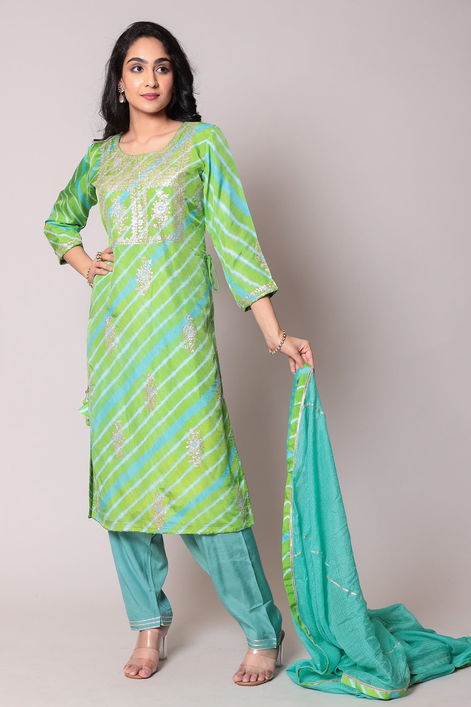 Leheriya Straight Silk Suit with Pittan work.
