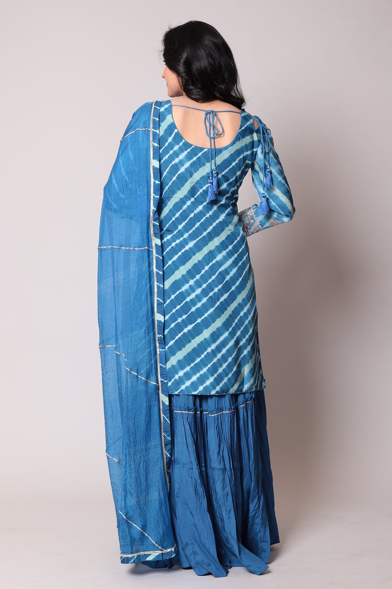 Leheriya Chanderi Straight Suit with Pittan work.