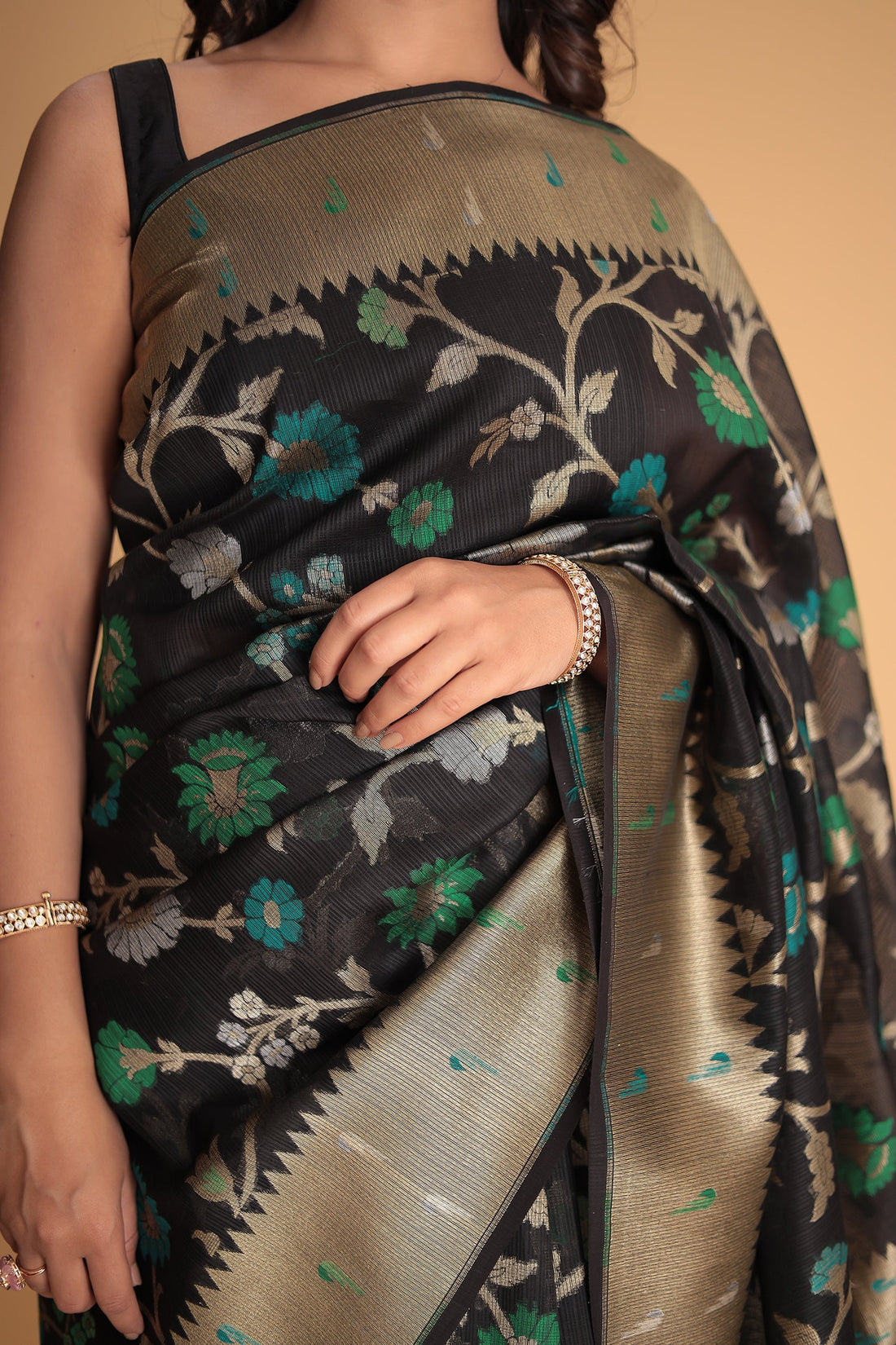 Hand Woven Organza Pure Silk Saree