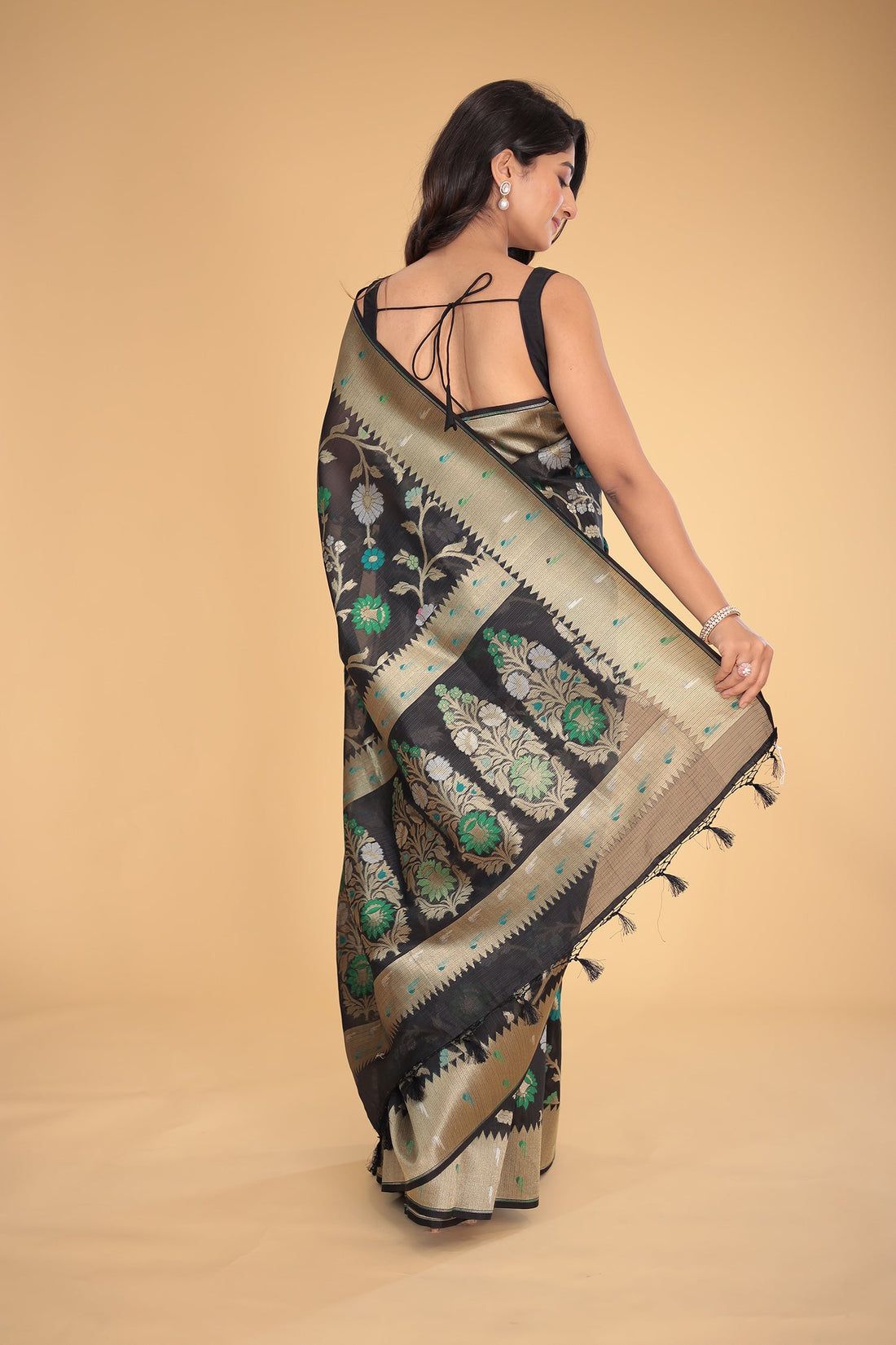 Hand Woven Organza Pure Silk Saree