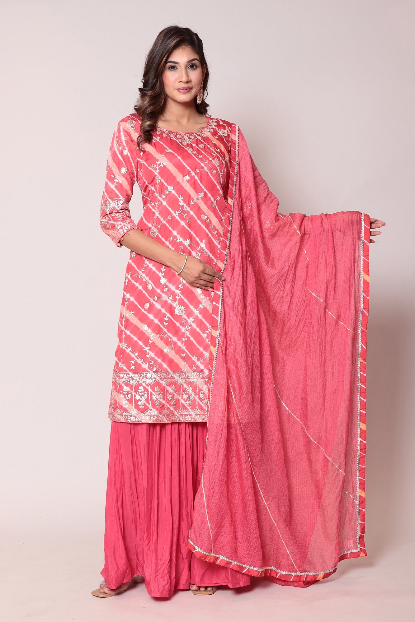 Leheriya Chanderi Straight Suit with Pittan work.