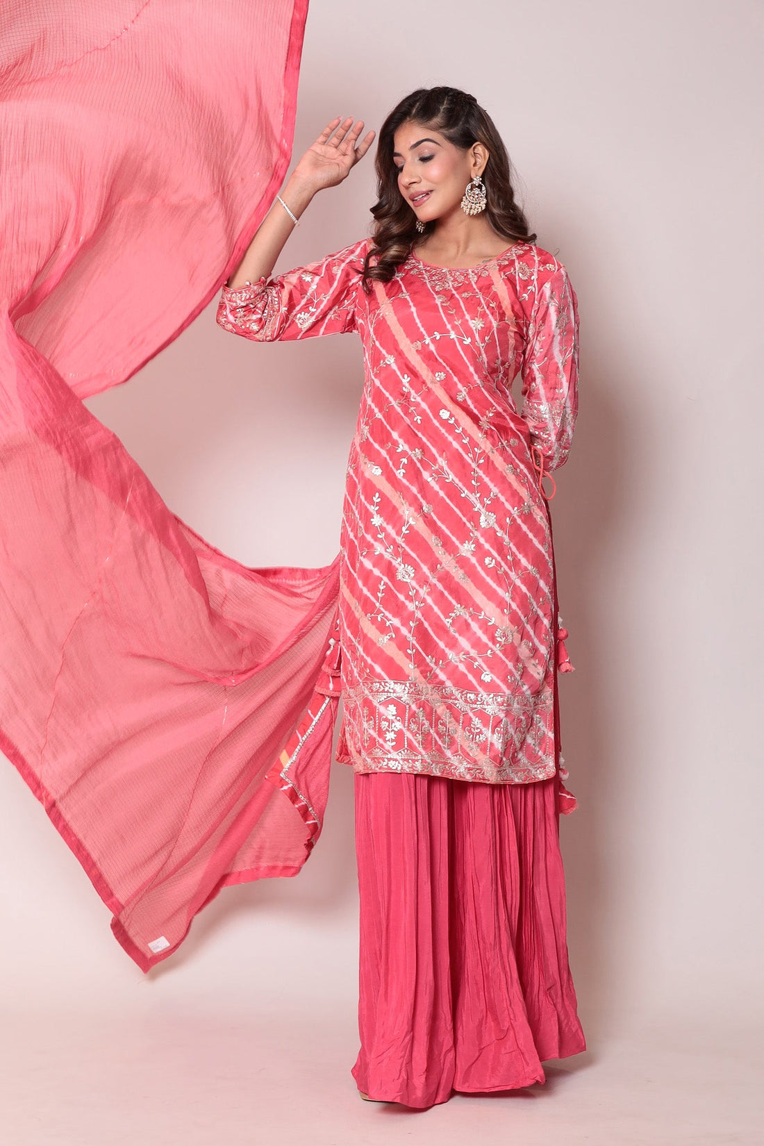 Leheriya Chanderi Straight Suit with Pittan work.