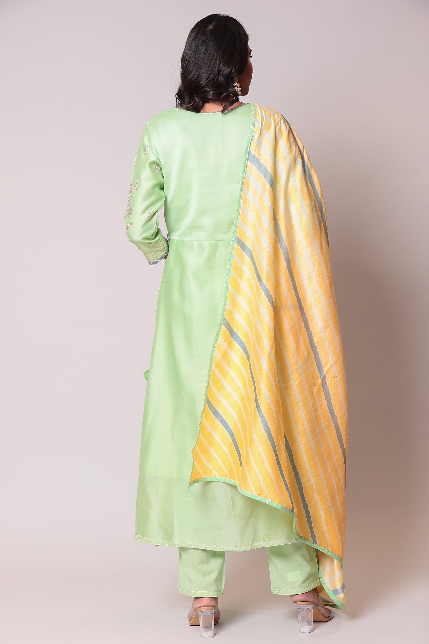 Leheriya Chanderi Suit with Pittan work.